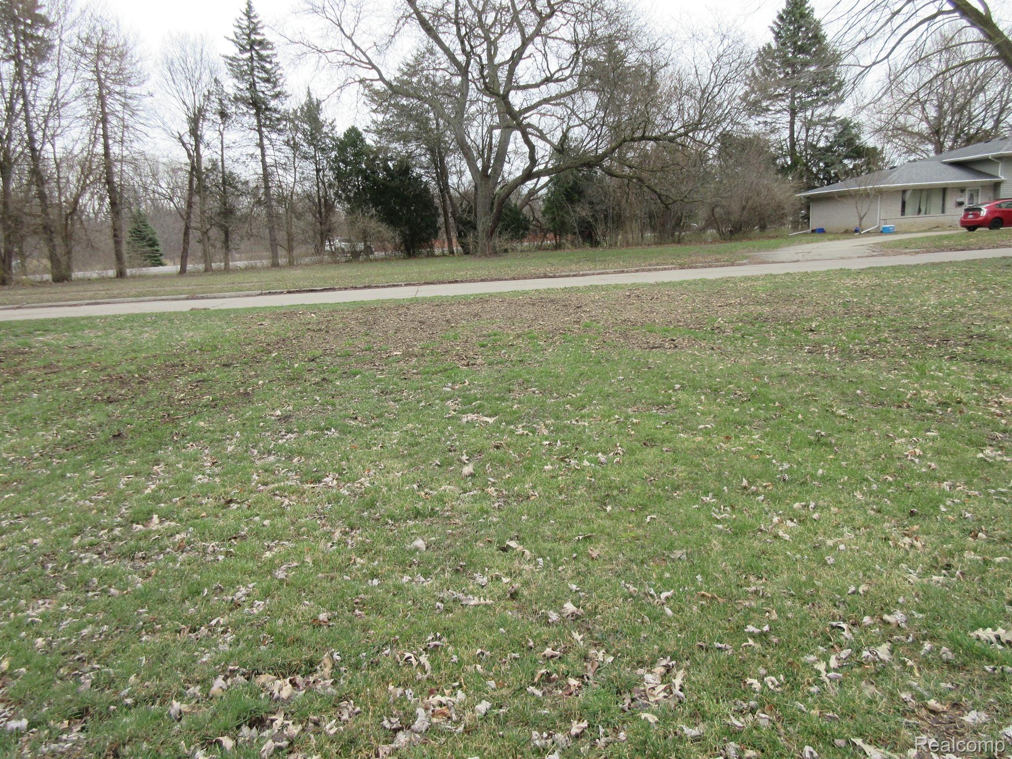 00 Fenton Property Photo 1