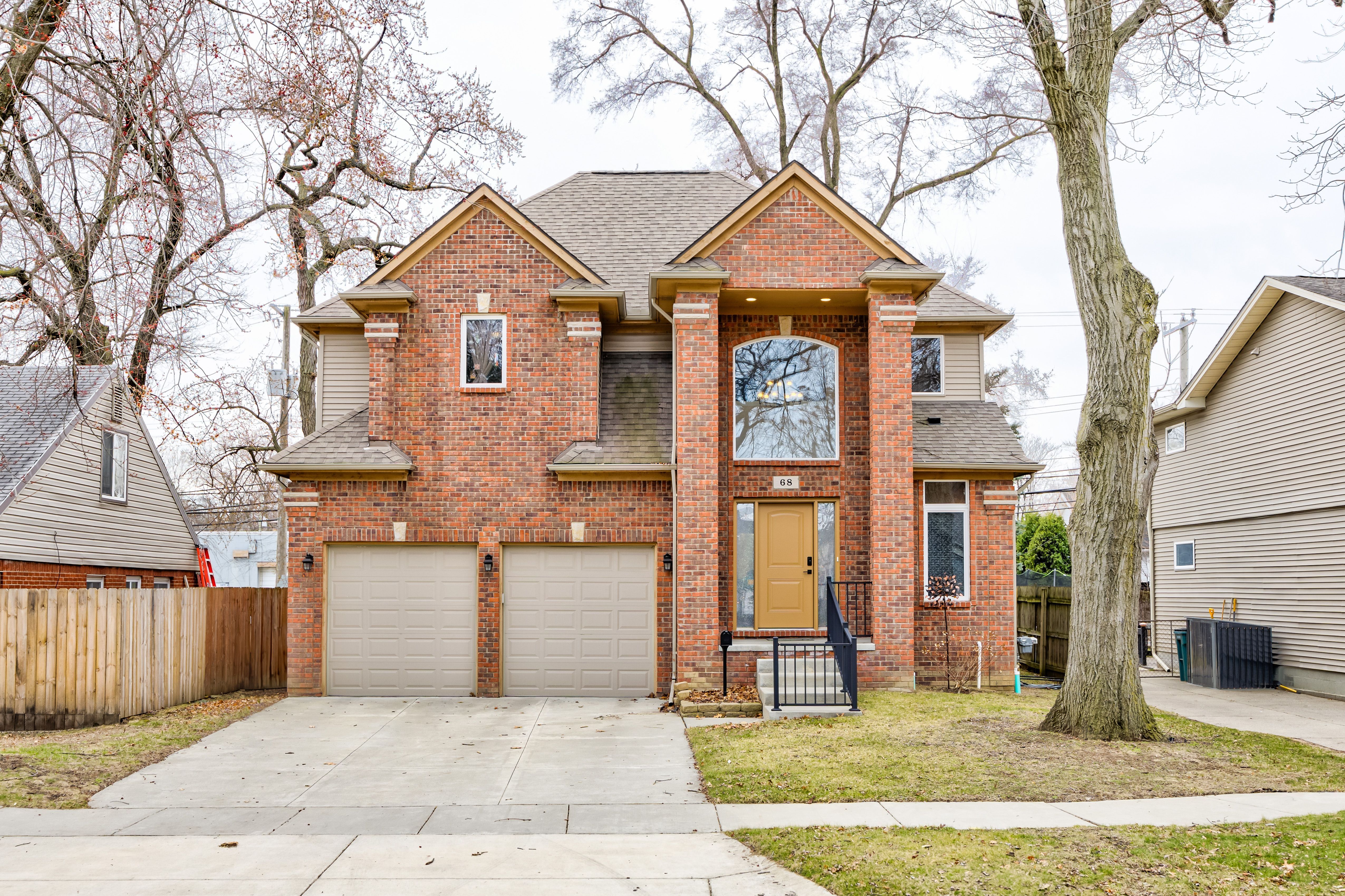 68 FAIRWOOD ST Property Photo 1