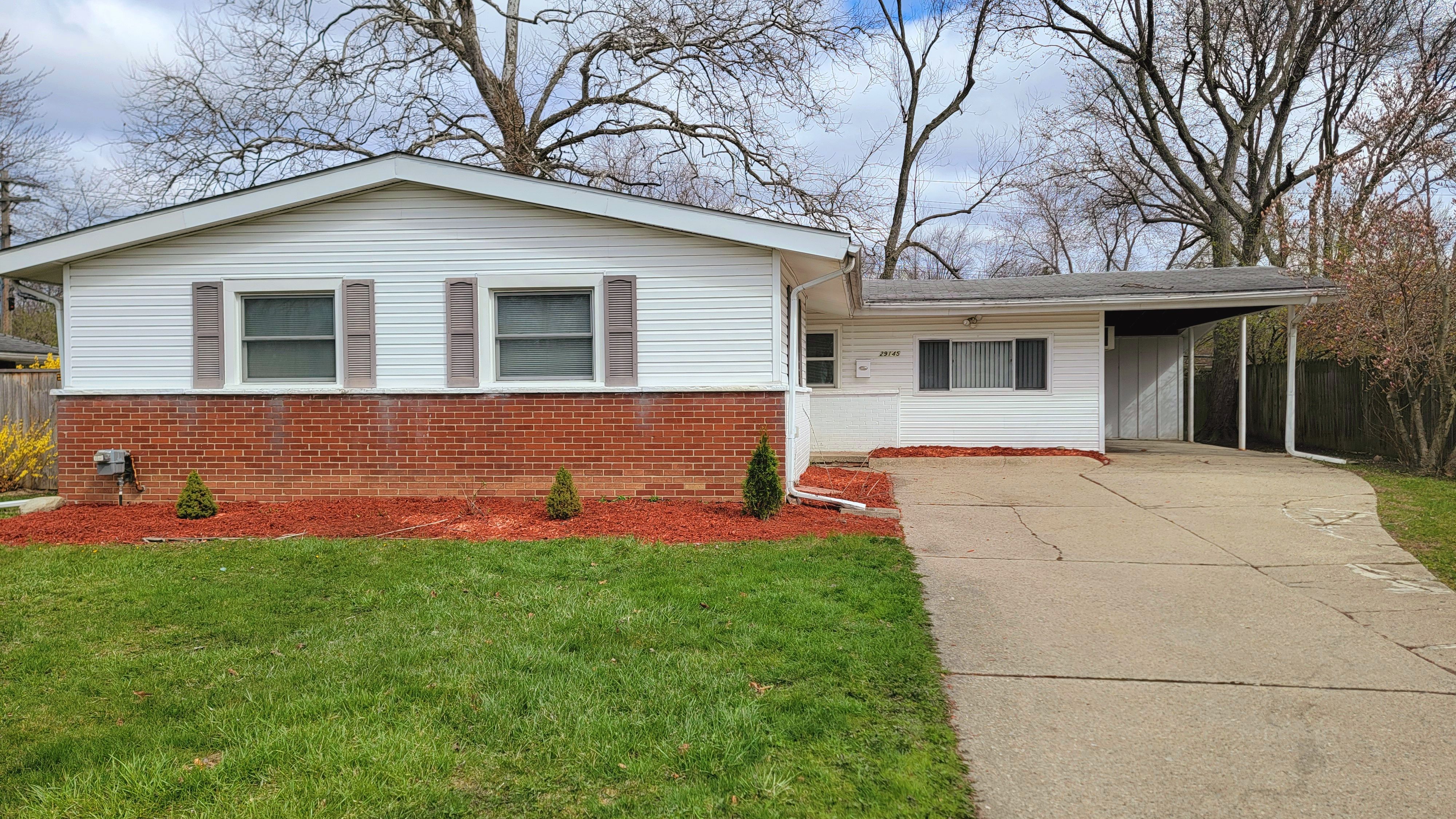 29145 Candlewood Ln Property Photo 1