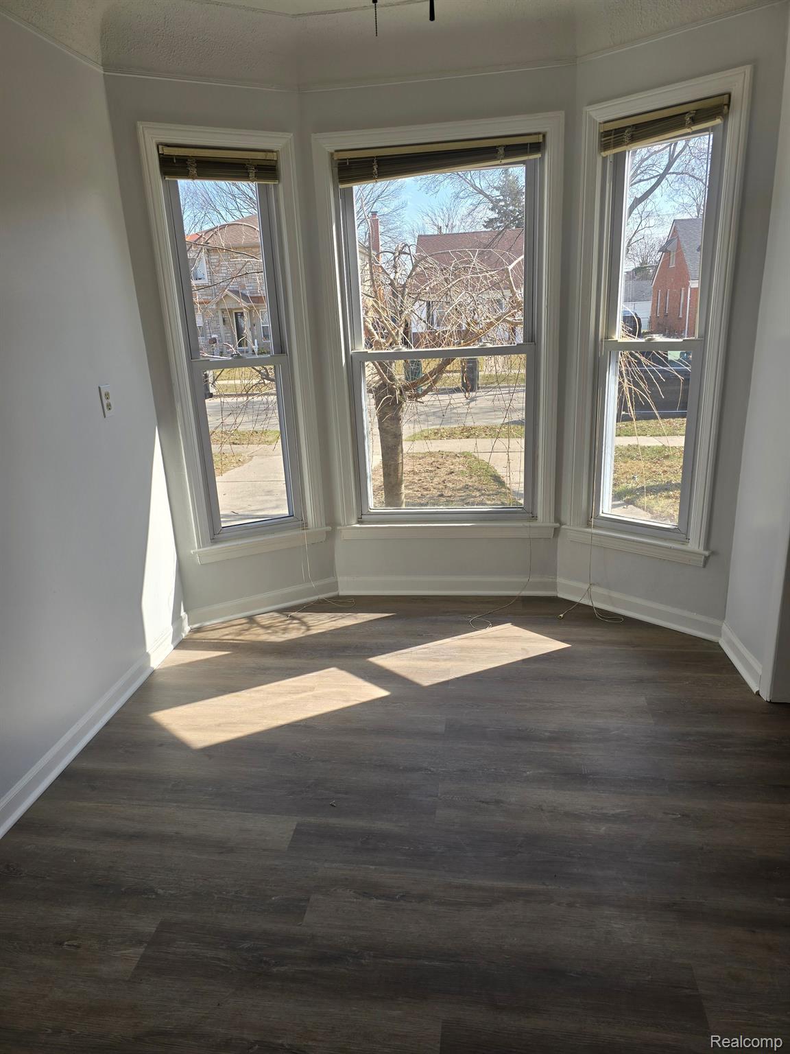 1713 Drexel St Property Photo 4