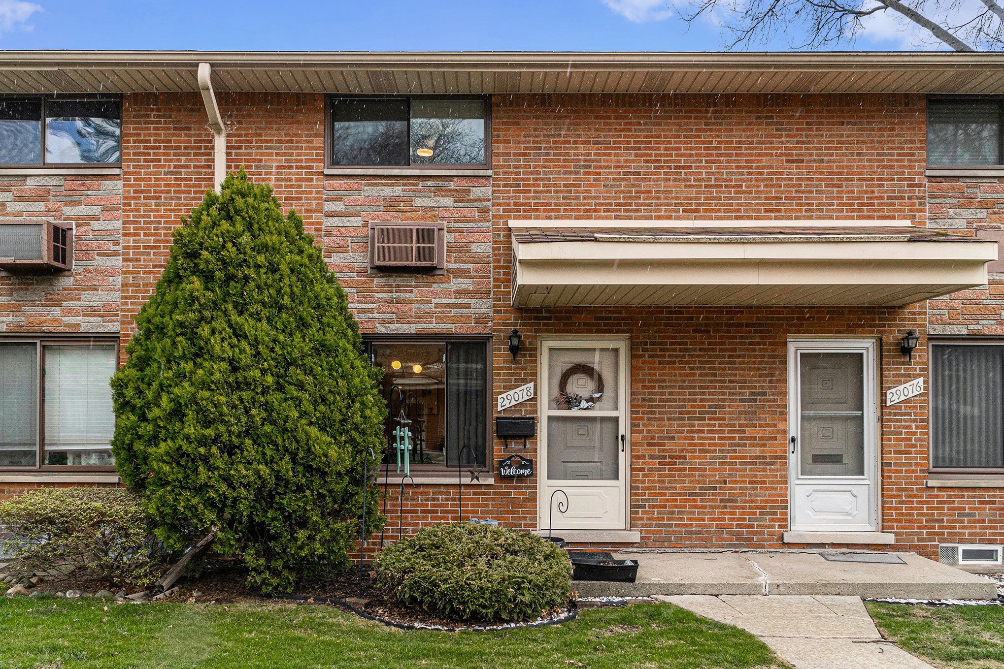 29078 TESSMER CRT Property Photo 1