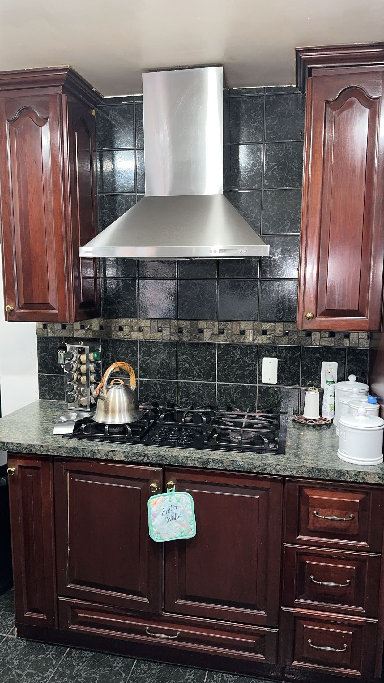 8452 Doncaster Dr Property Photo 12