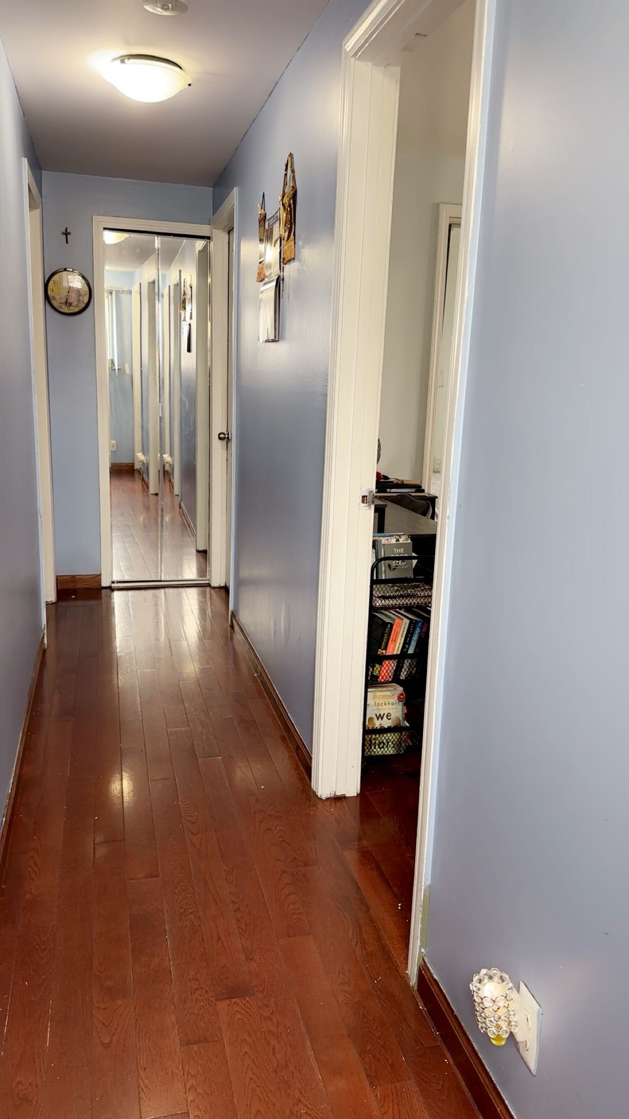 8452 Doncaster Dr Property Photo 20