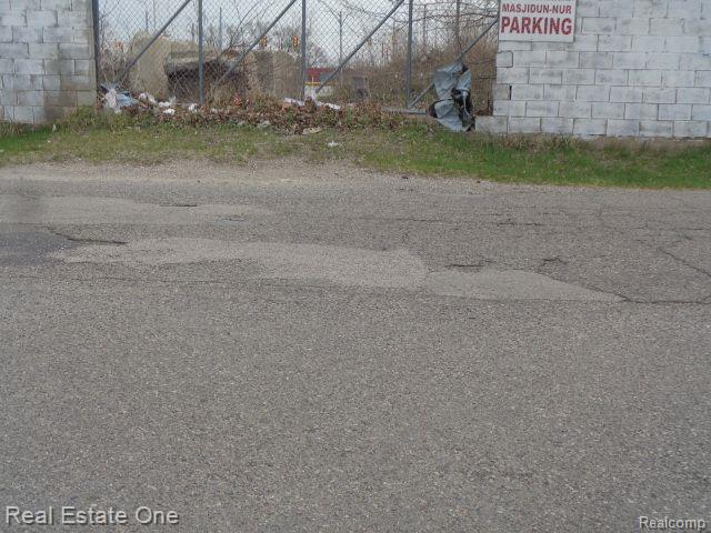 5678 Harold St Property Photo 7