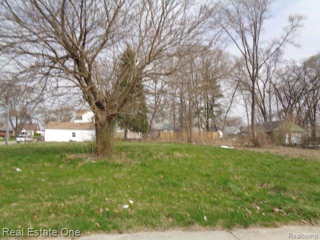 12932 Dwyer St Property Photo 1