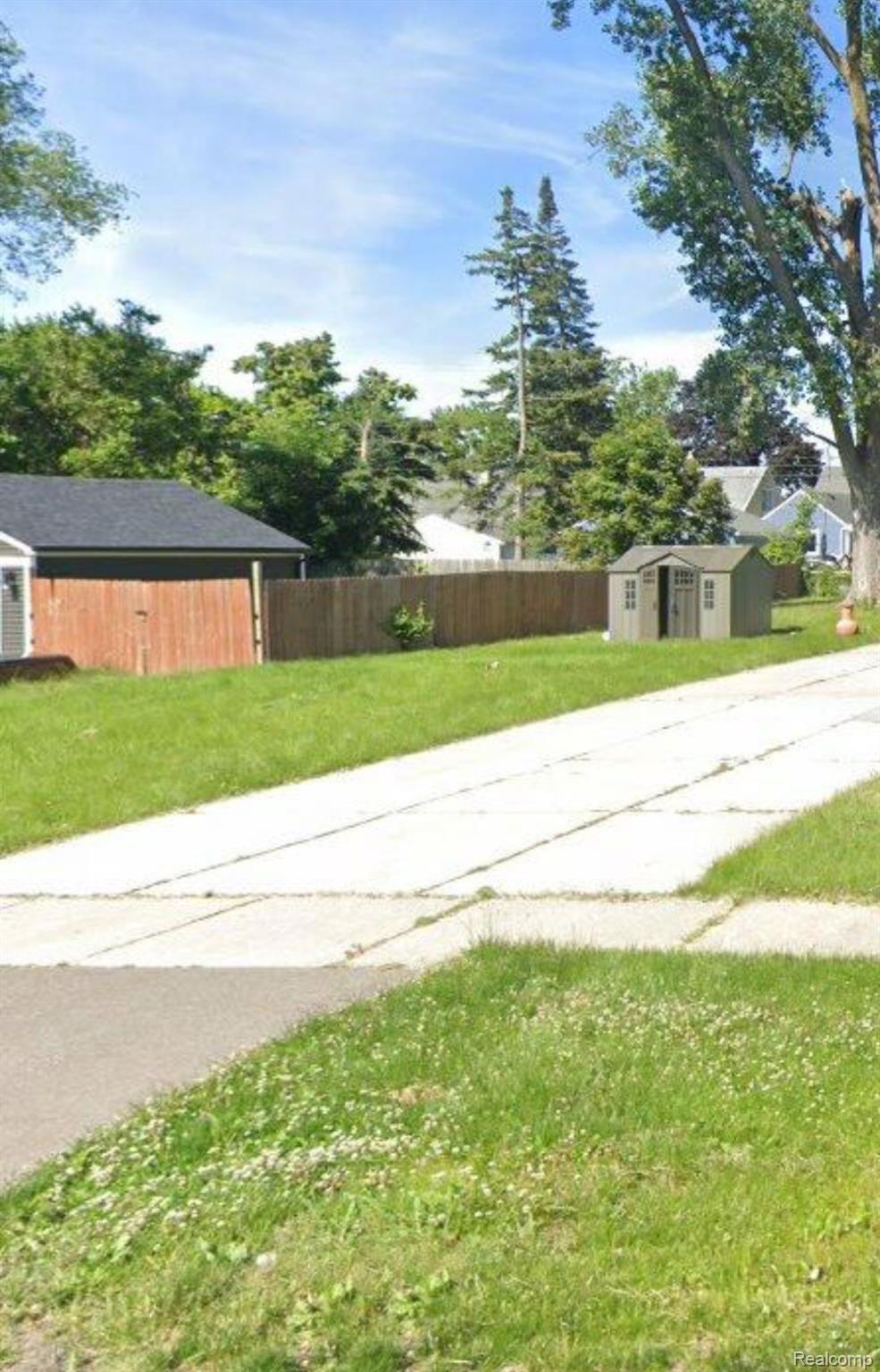 7029 Belton St Property Photo 1