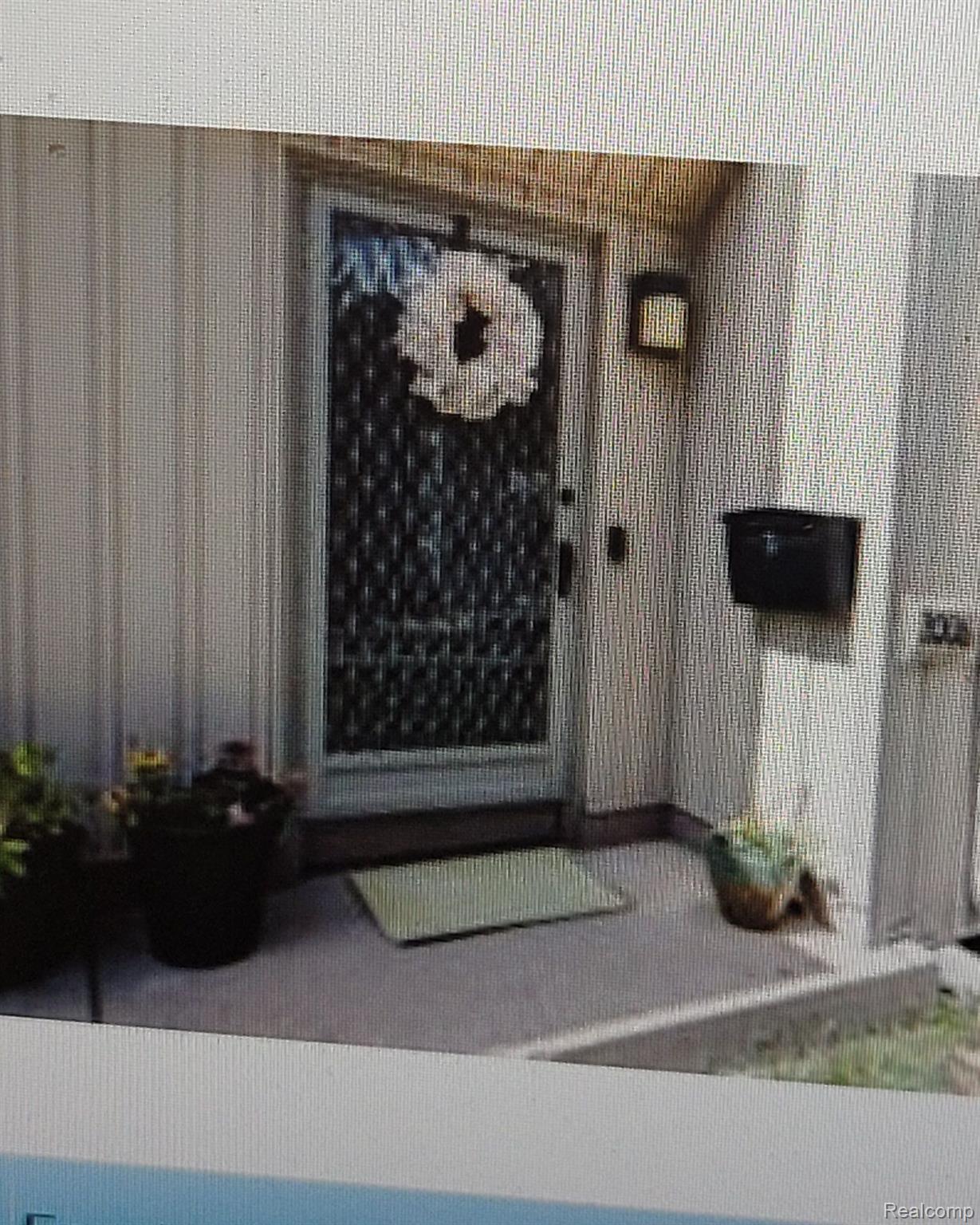1906 Hyde Park Rd Property Photo 1