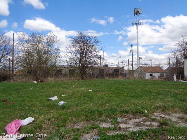 11670 Saint Louis St Property Photo 2
