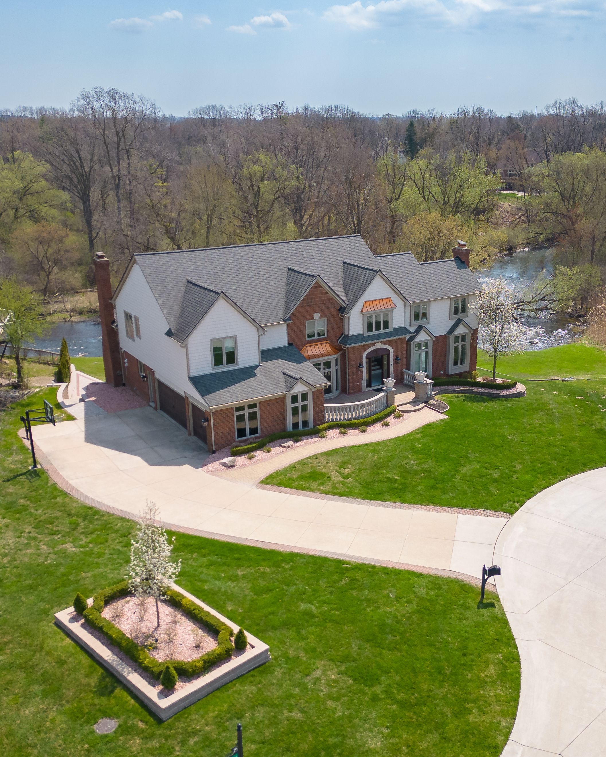 2970 Pheasant Ring Property Photo 1