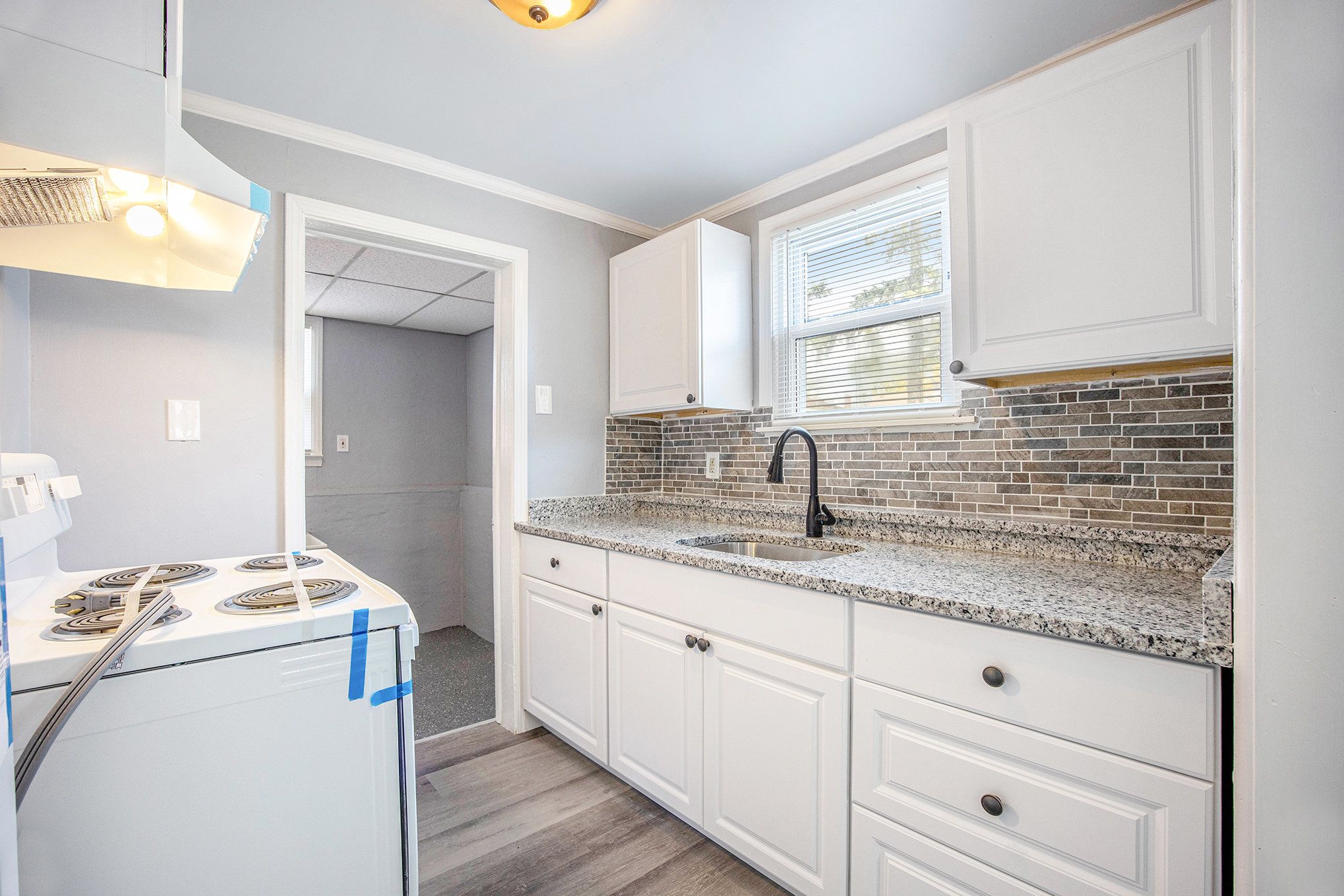 1082 Ford Blvd Property Photo 12