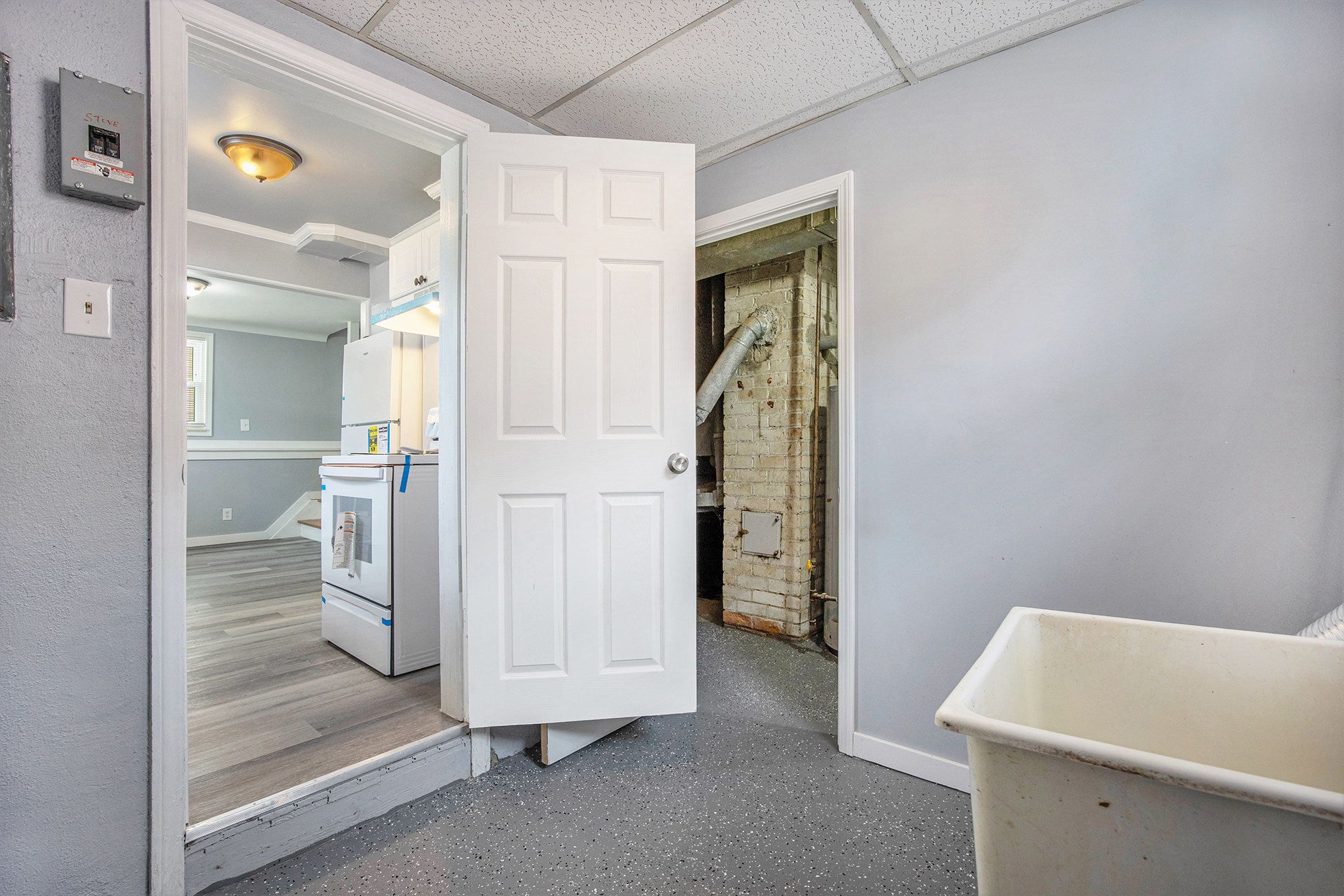 1082 Ford Blvd Property Photo 15