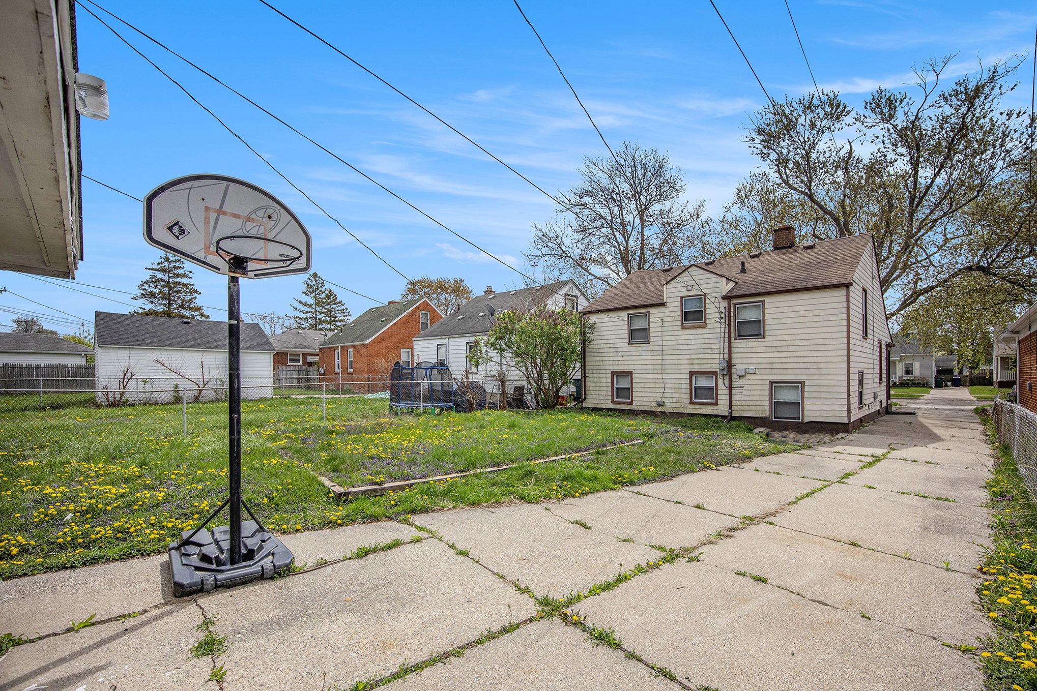 1082 Ford Blvd Property Photo 22