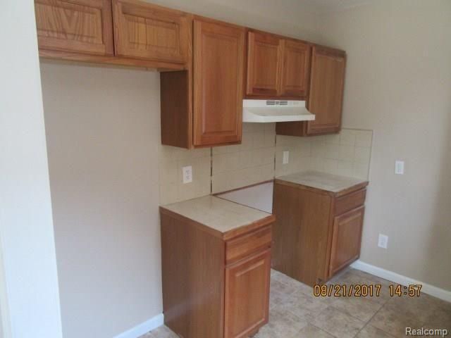 9934 Appleton Ave Property Photo 7