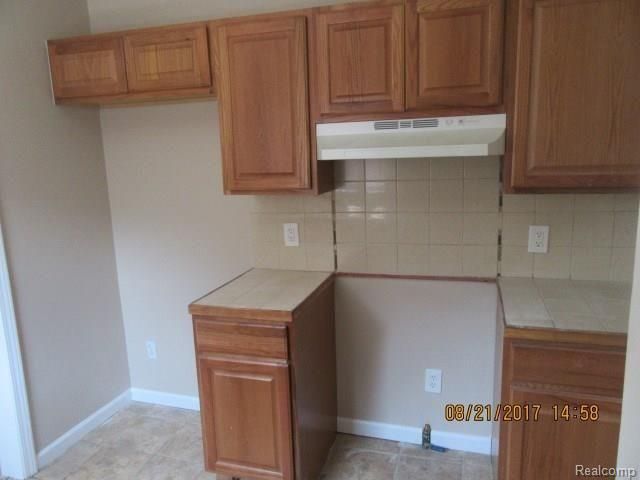 9934 Appleton Ave Property Photo 8