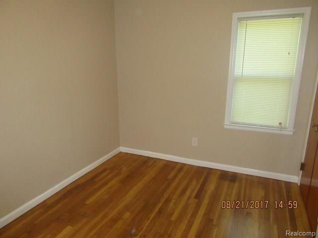 9934 Appleton Ave Property Photo 13