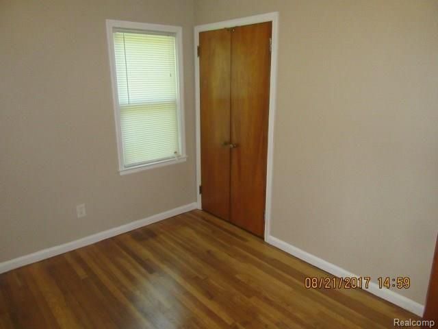 9934 Appleton Ave Property Photo 14