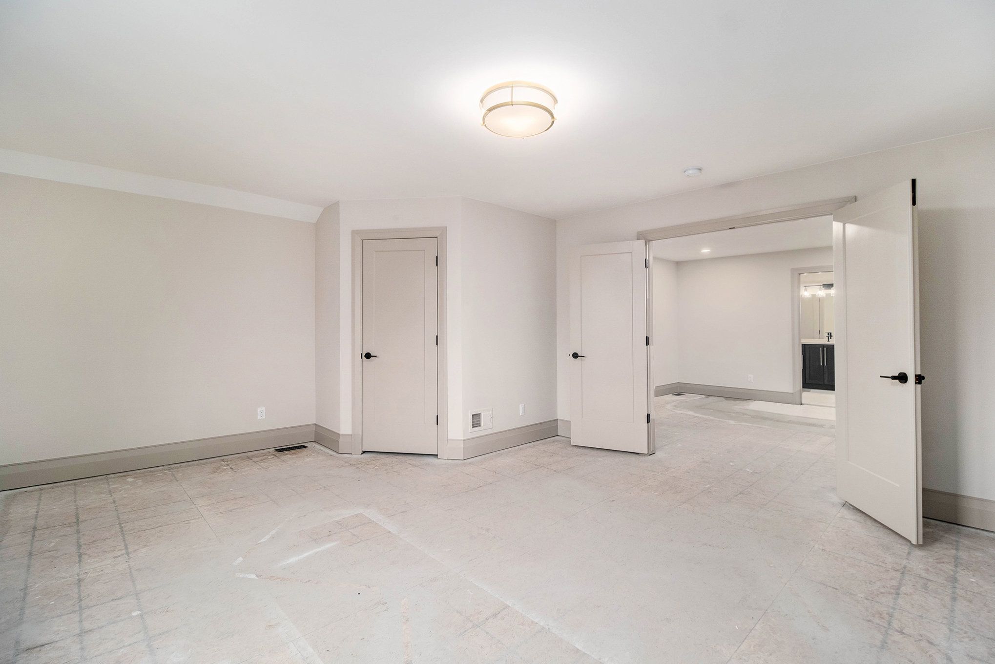 12771 N Pointe Dr Property Photo 32