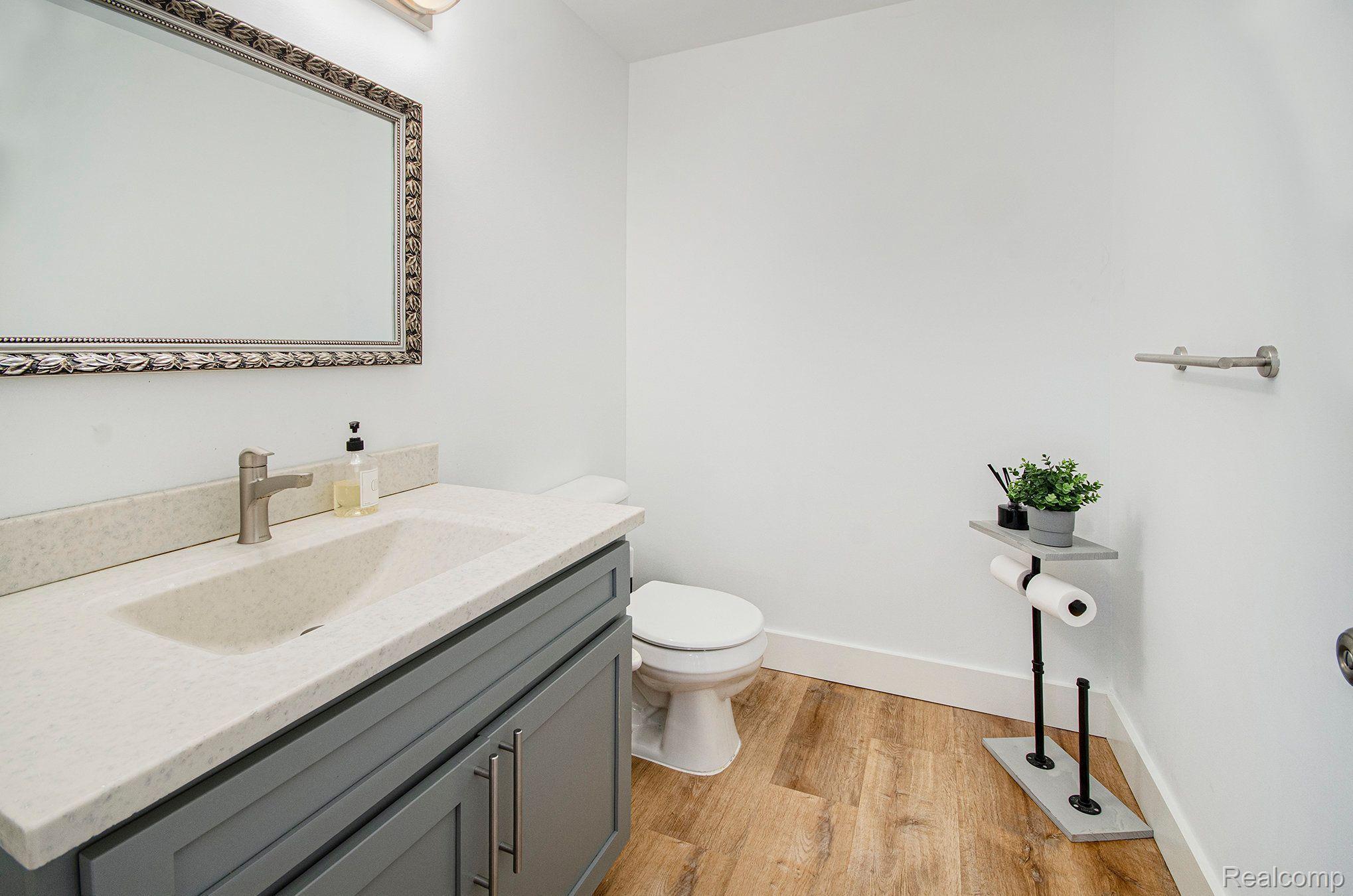 6267 Potomac Cir Property Photo 11