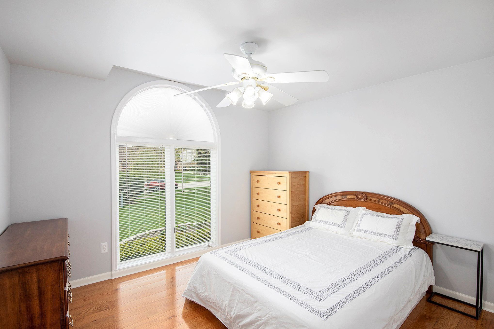 1204 Bradbury Dr Property Photo 26