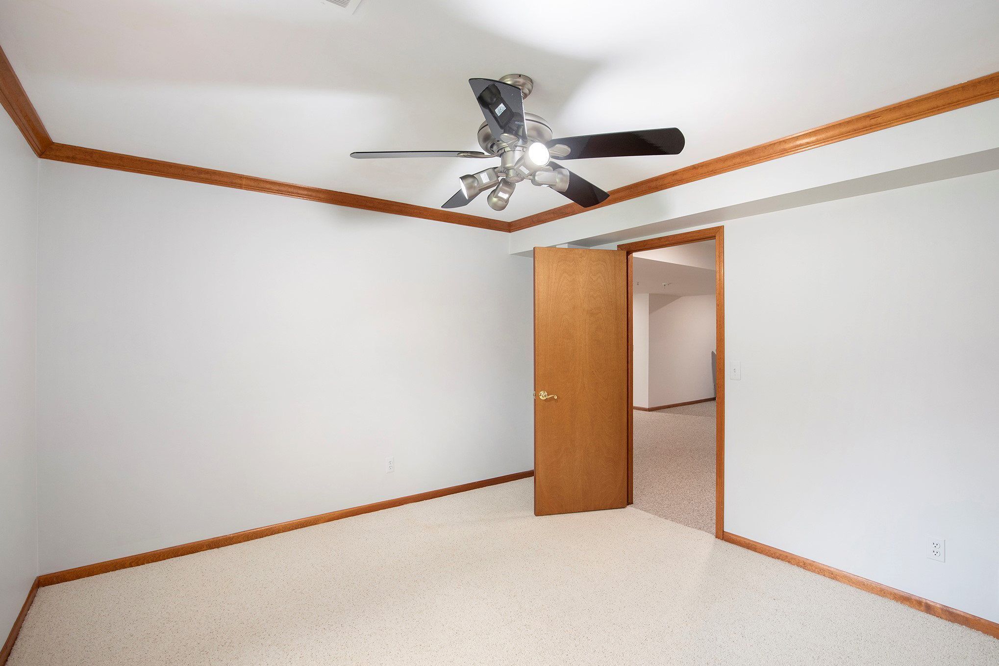 1204 Bradbury Dr Property Photo 31