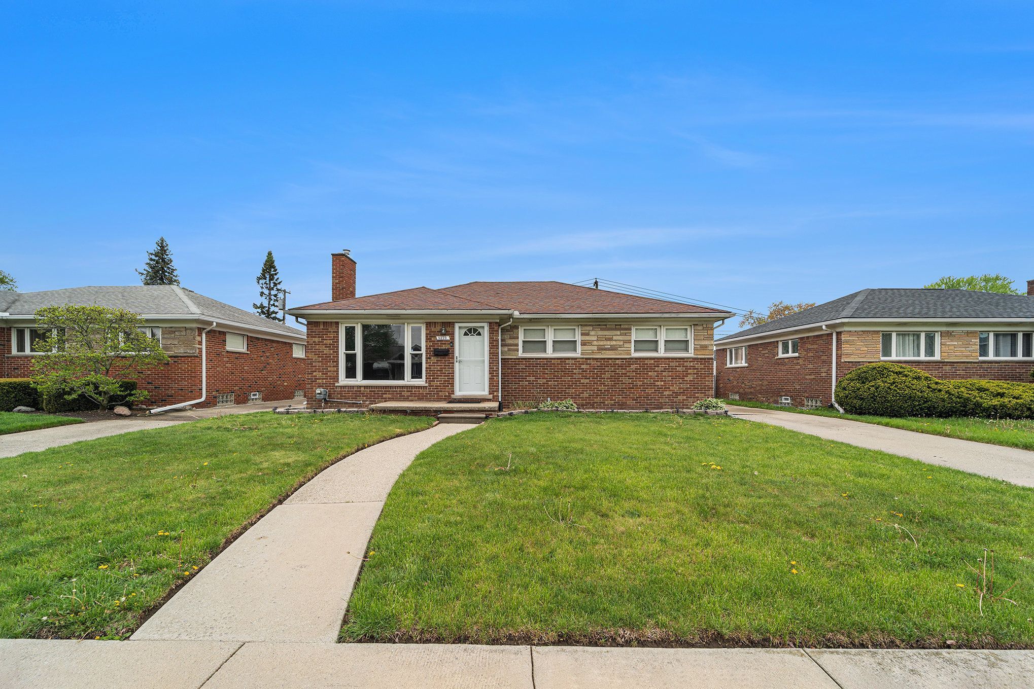 8373 Mckinley Property Photo 1