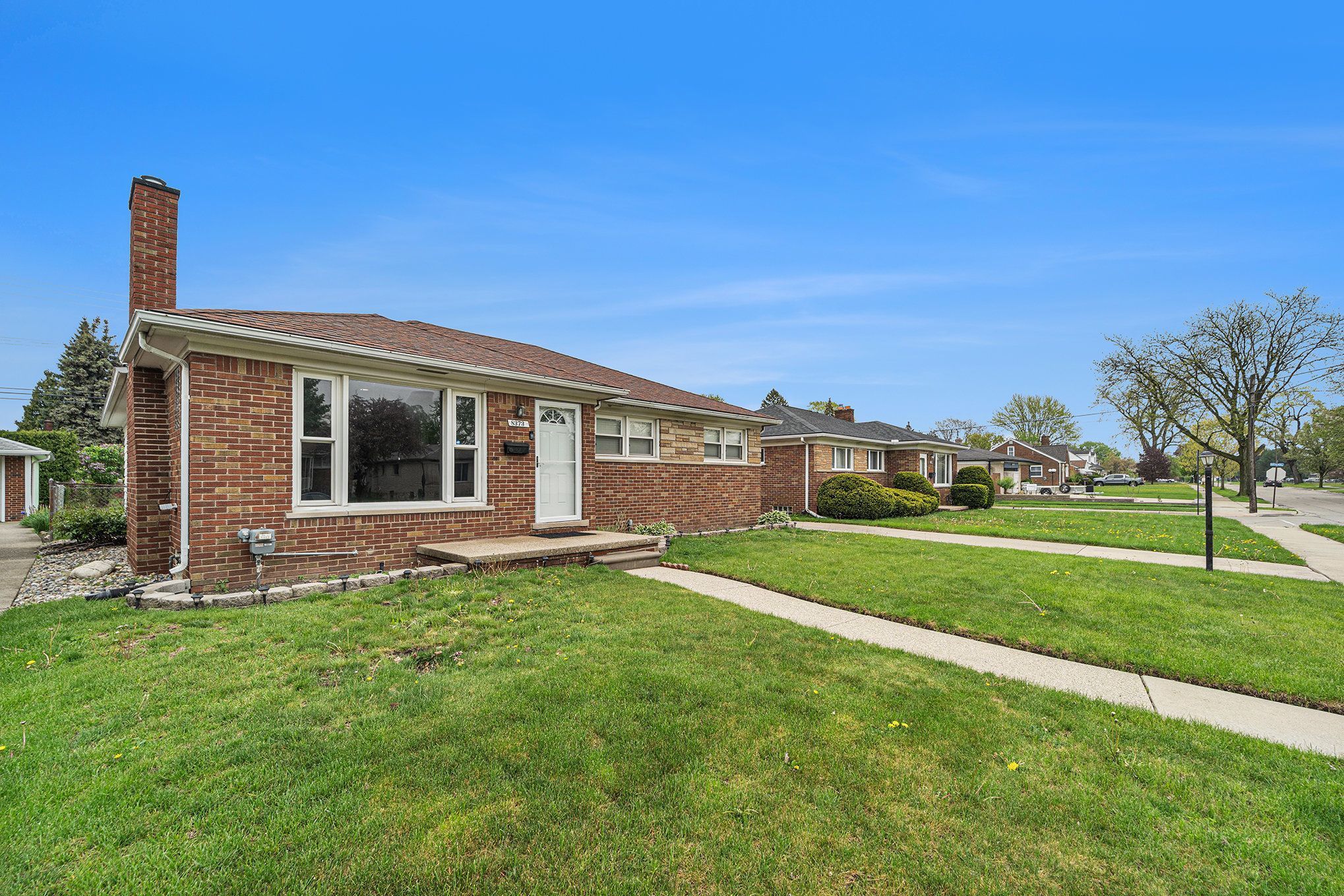 8373 Mckinley Property Photo 3