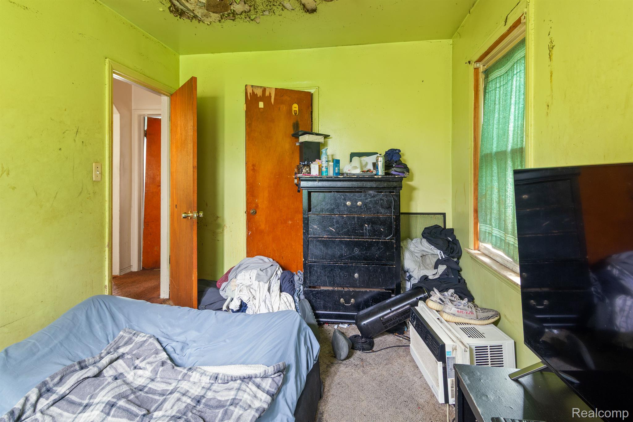 26631 New York St Property Photo 10