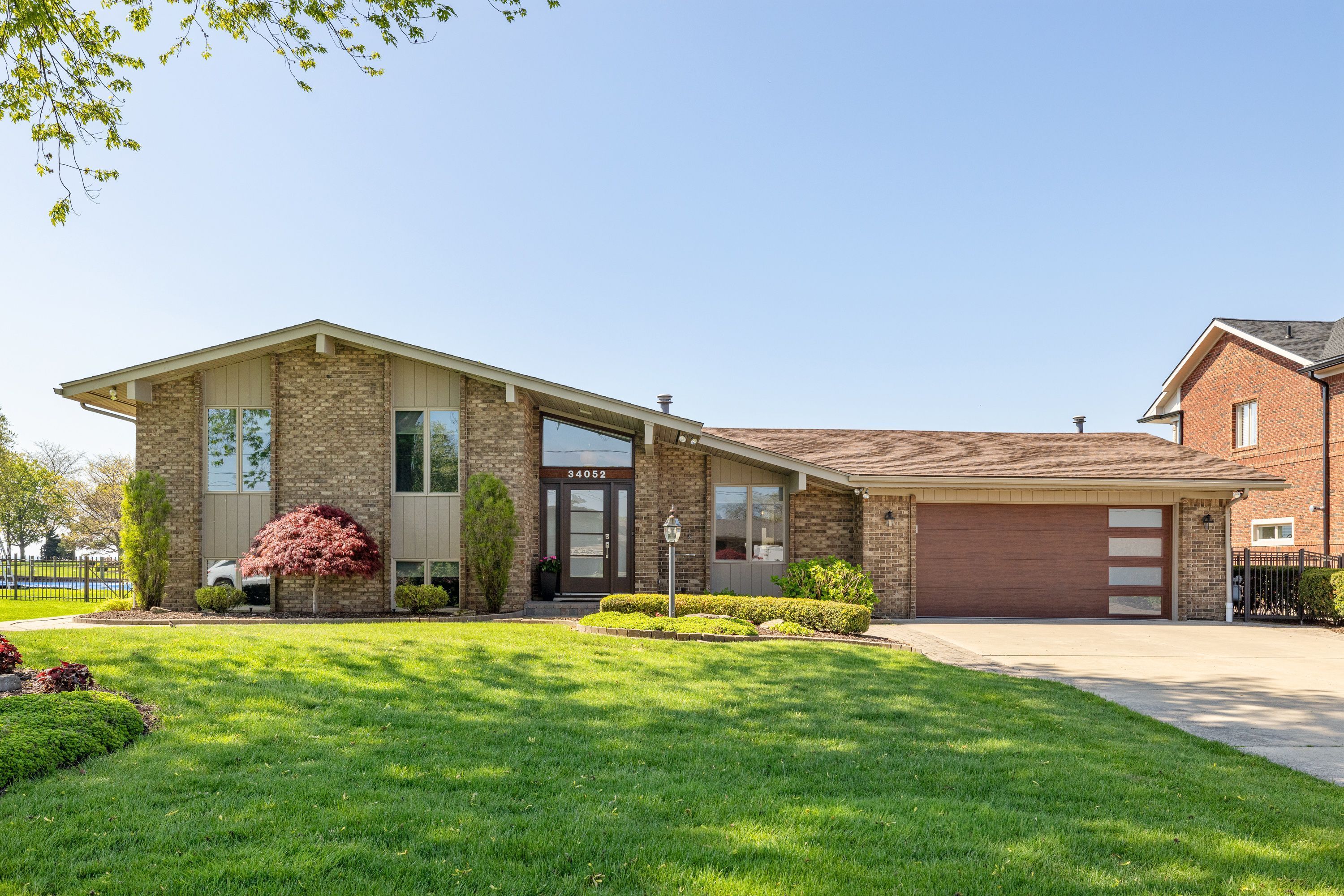 34052 Lotties Dr Property Photo 1