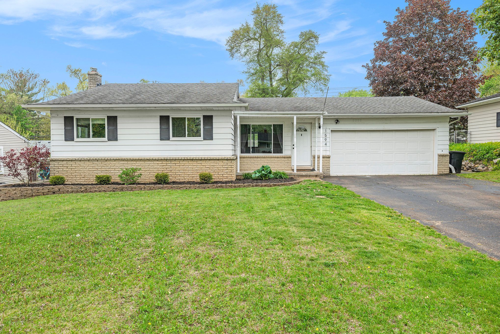1594 Marylestone Dr Property Photo 2