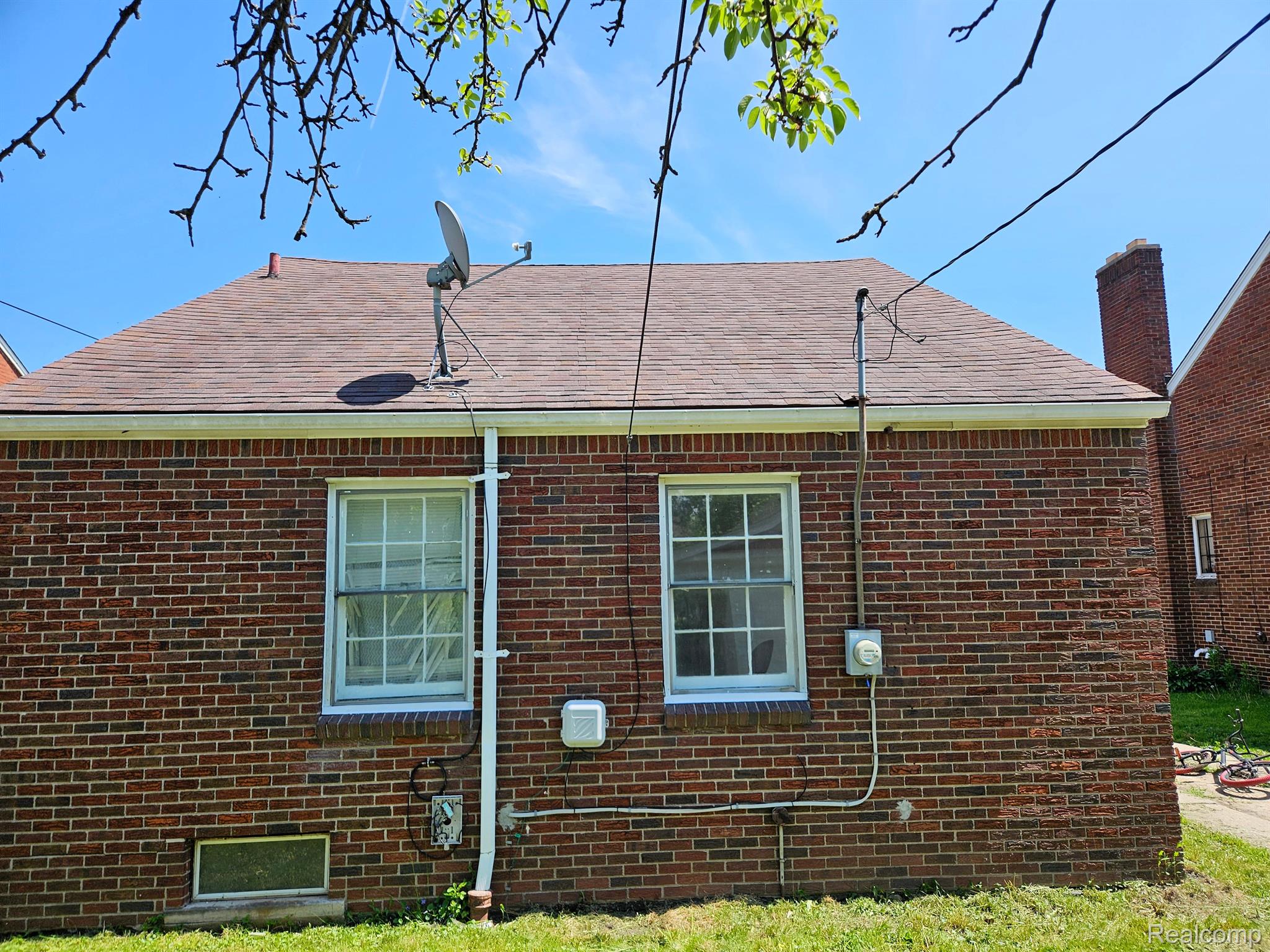 10773 Beaconsfield St Property Photo 4