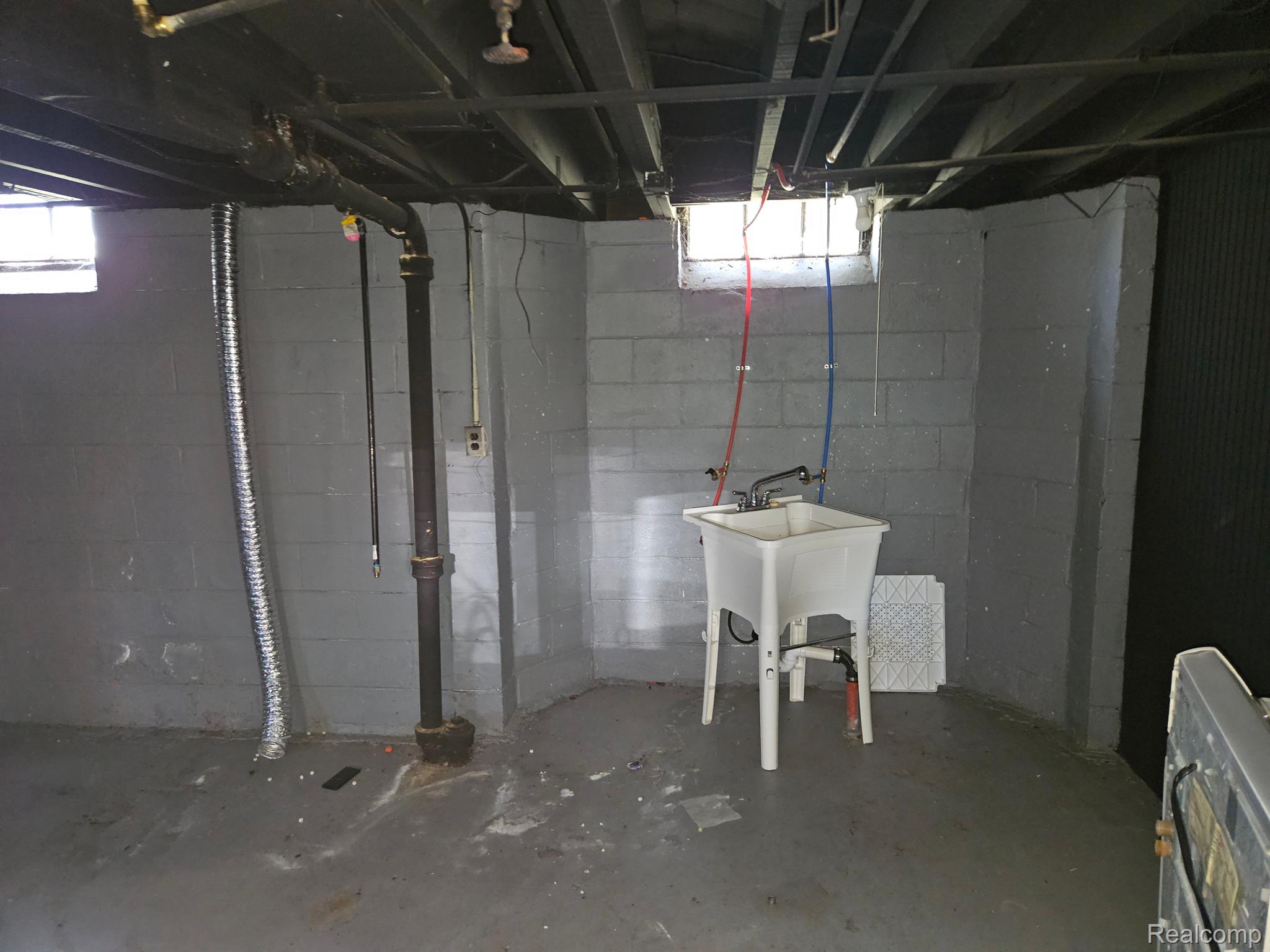 10773 Beaconsfield St Property Photo 14