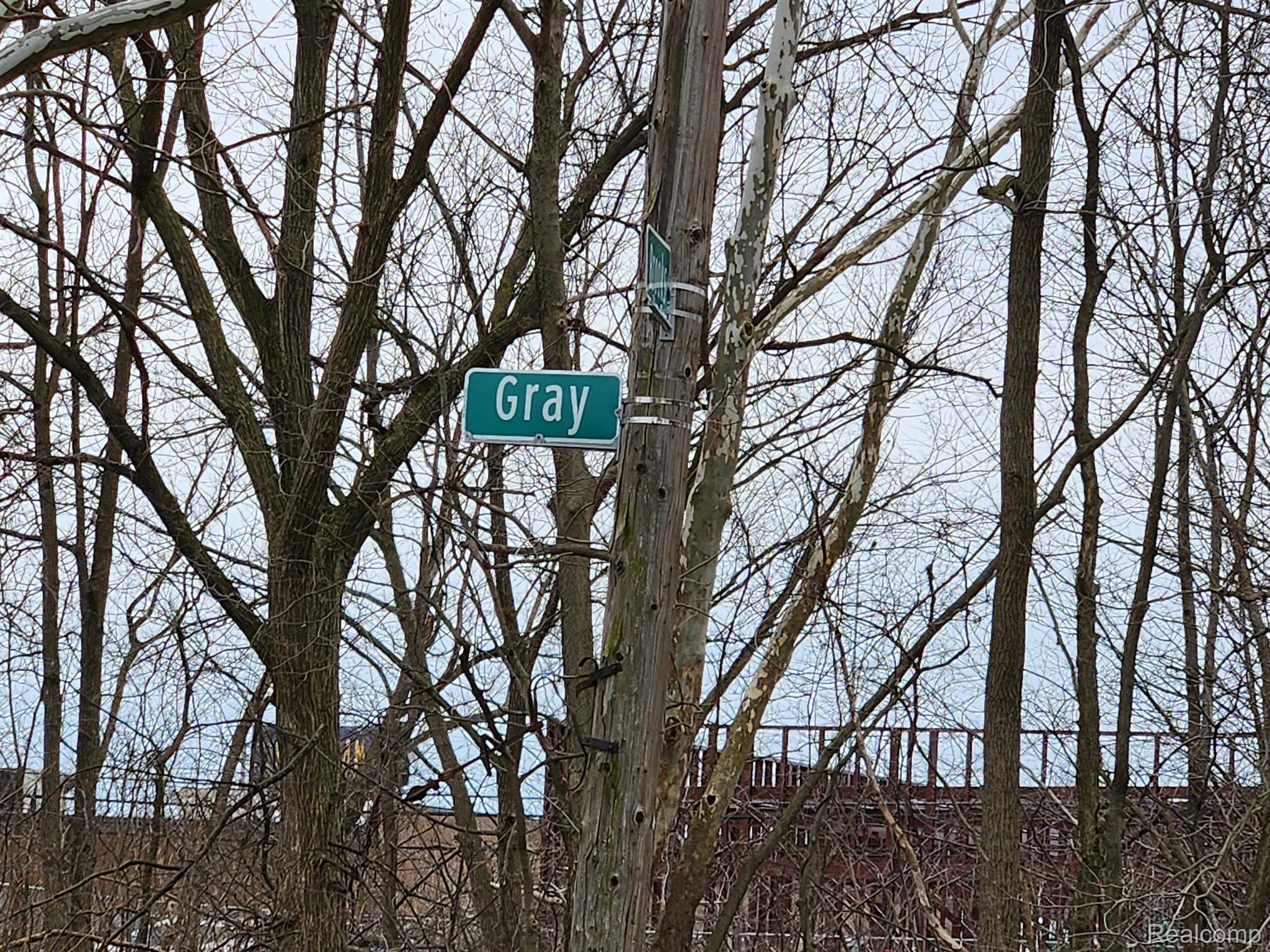 1522 Gray St Property Photo 8