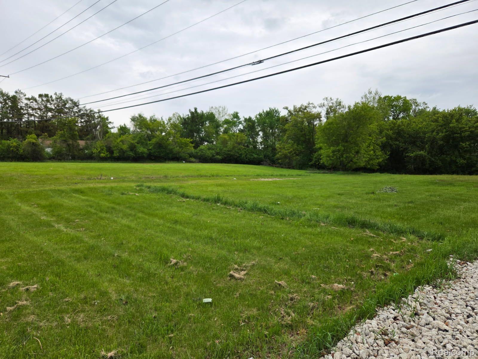 7585 Pontiac Trail Property Photo 1