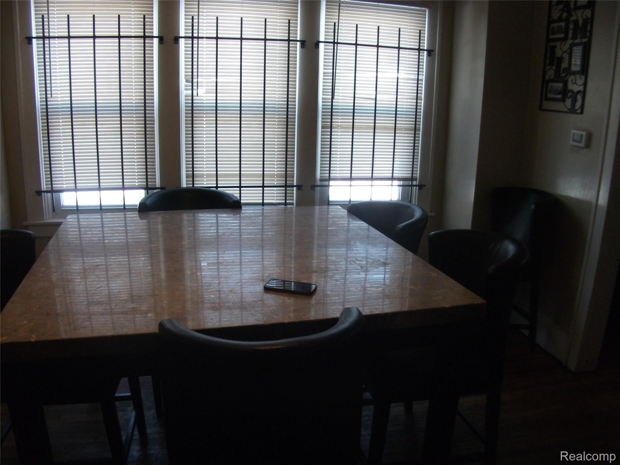 15017 Wildemere St Property Photo 5