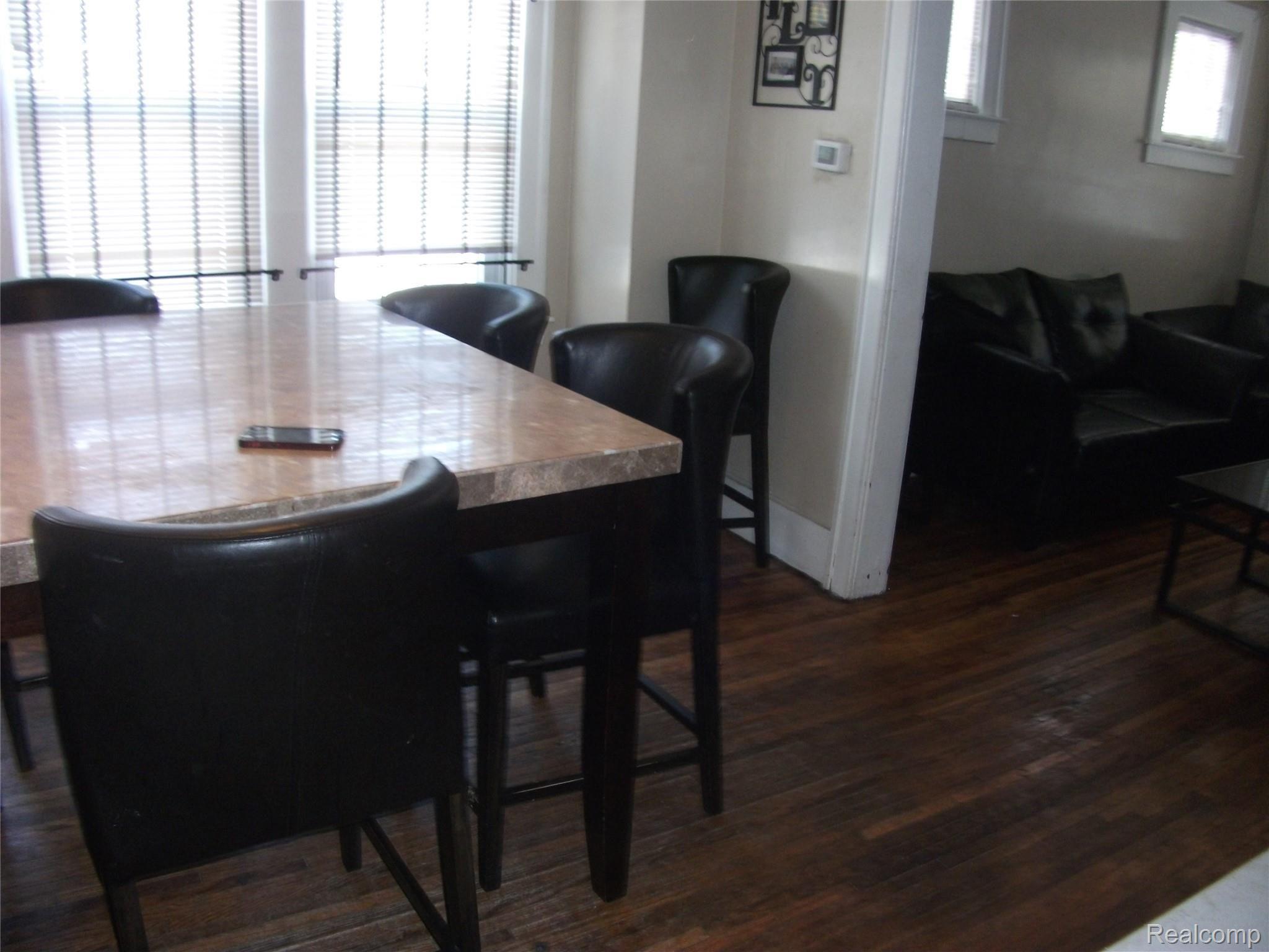 15017 Wildemere St Property Photo 6
