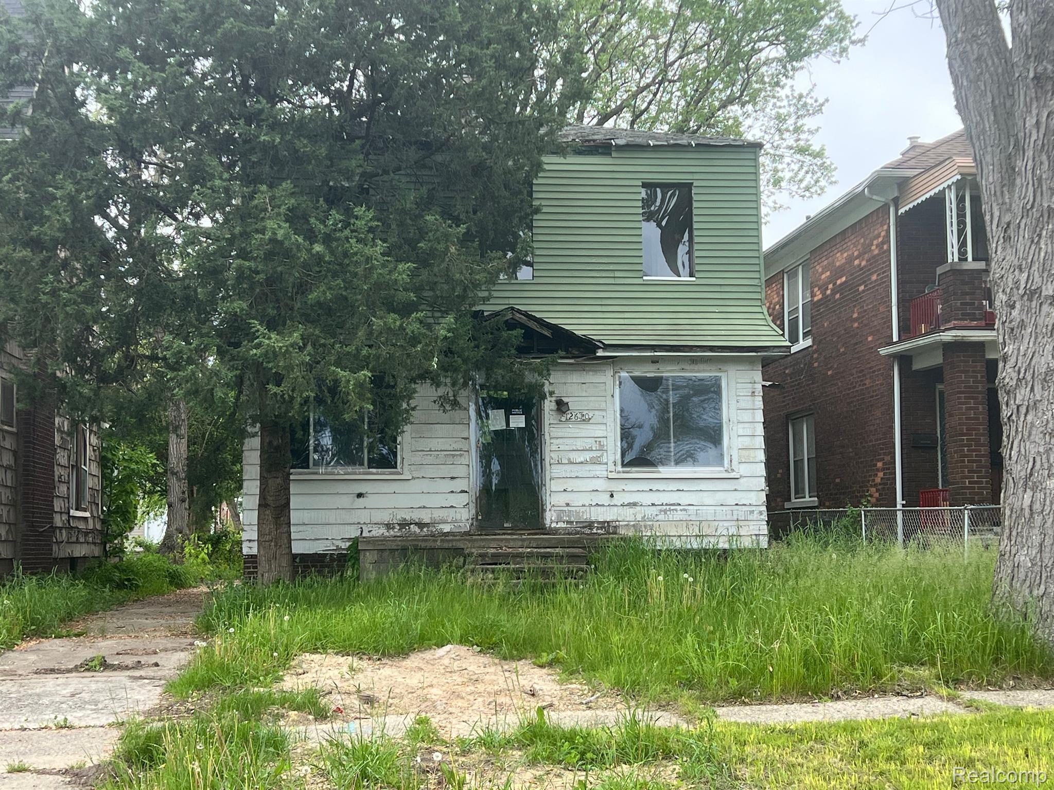 12610 NORTHLAWN ST Property Photo 1