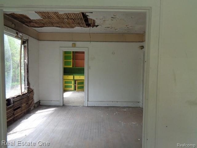 8167 Woodlawn Street Property Photo 5