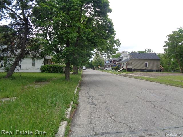 8167 Woodlawn Street Property Photo 15