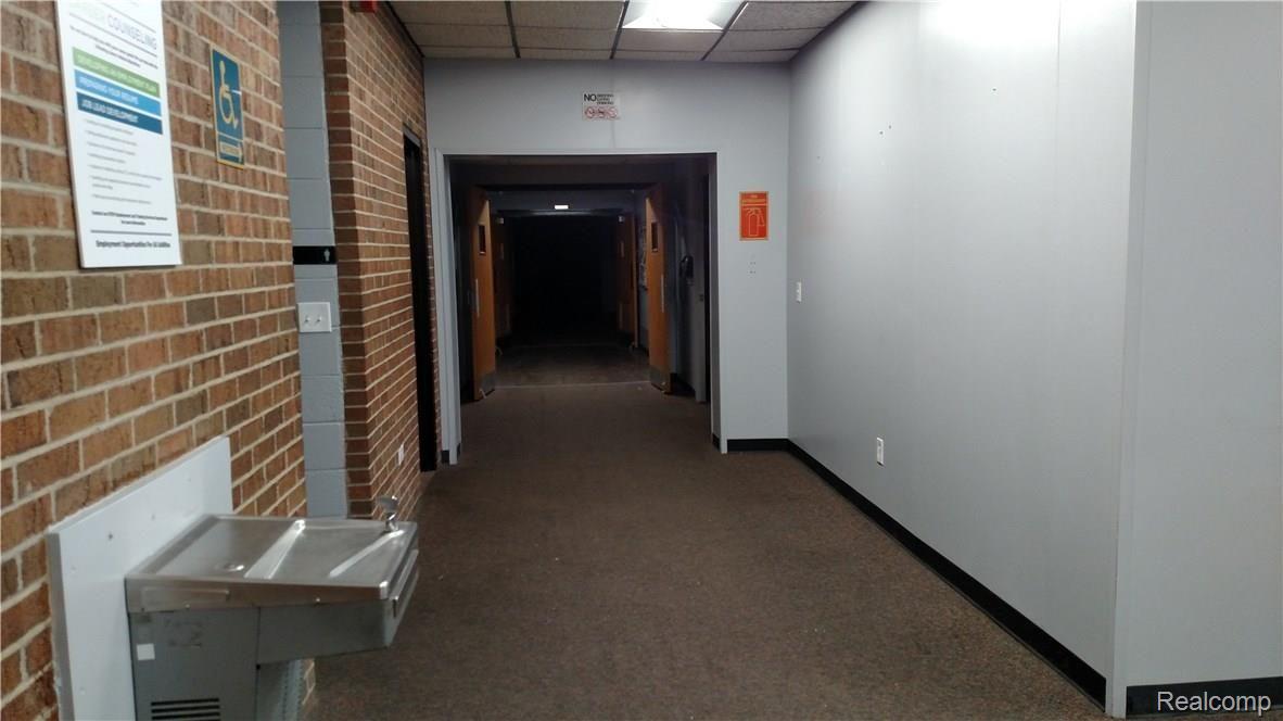 17910 Van Dyke Street Property Photo 8
