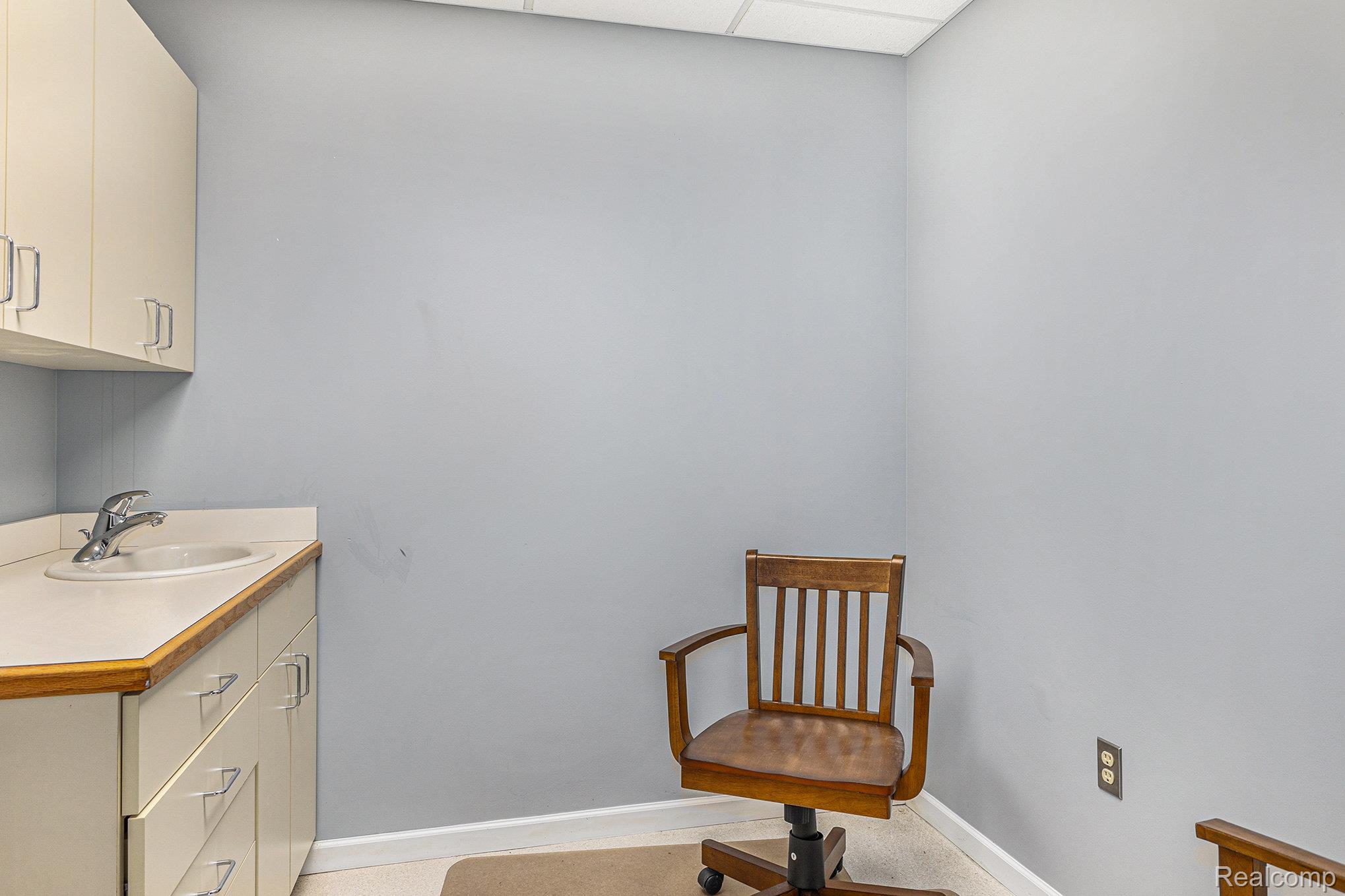 1350 E M 21 Property Photo 12