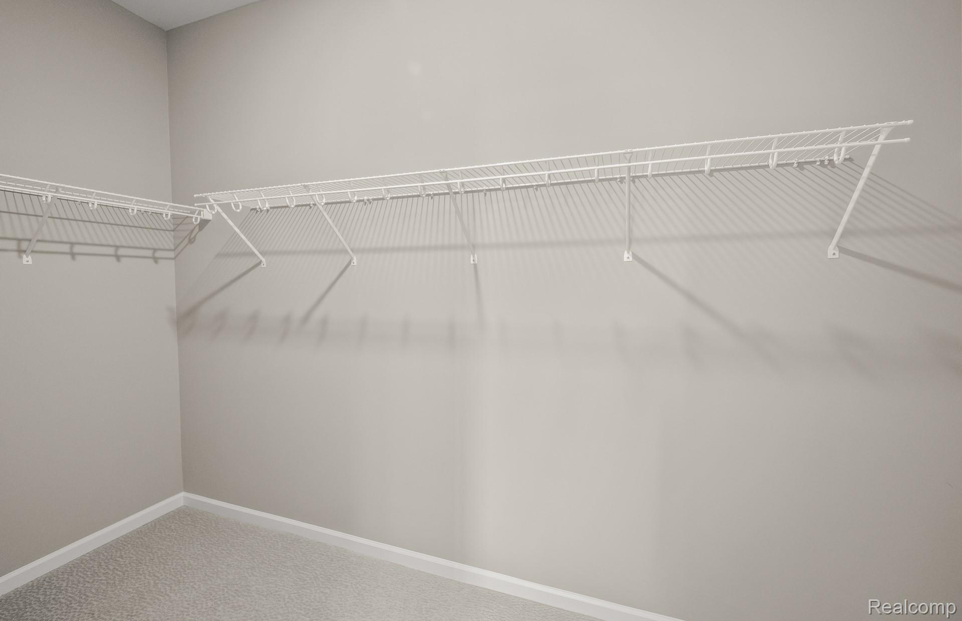 42776 Arbor Drive Property Photo 14