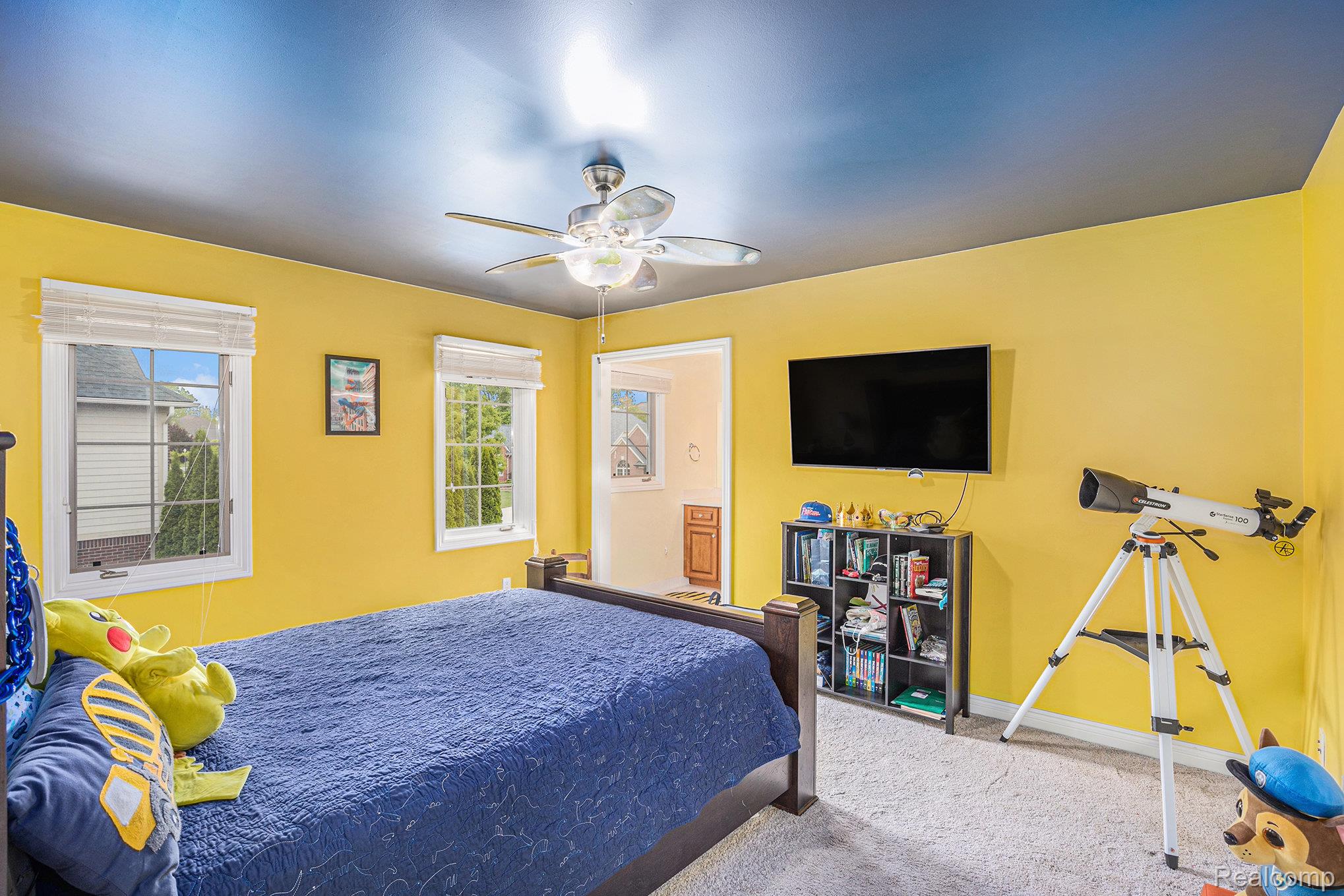 846 Majestic Property Photo 29