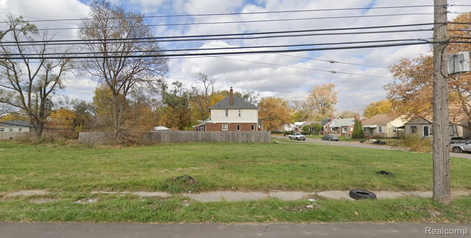 13211 Whitcomb Street Property Photo 1