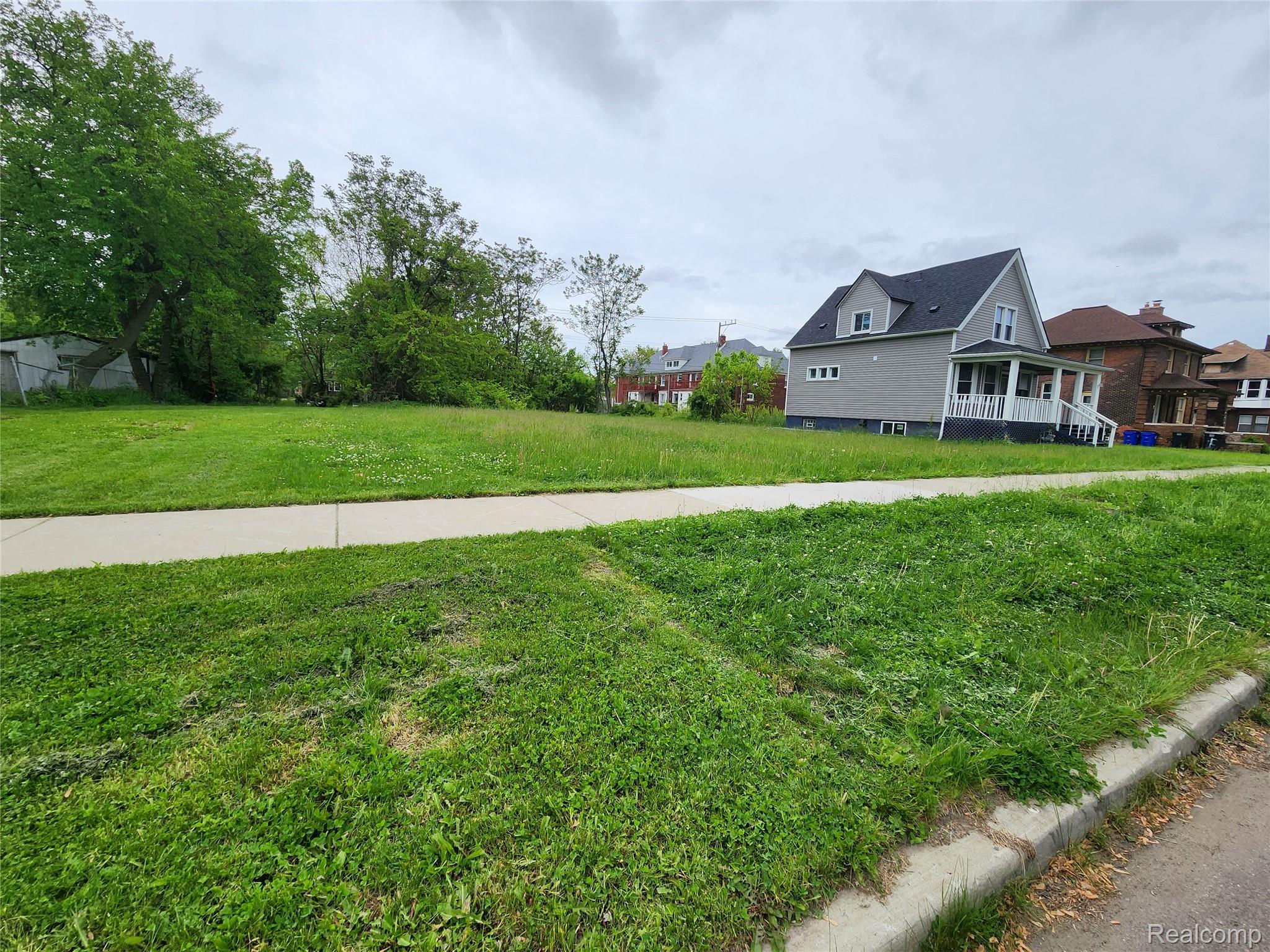 430 Hague Street Property Photo 1