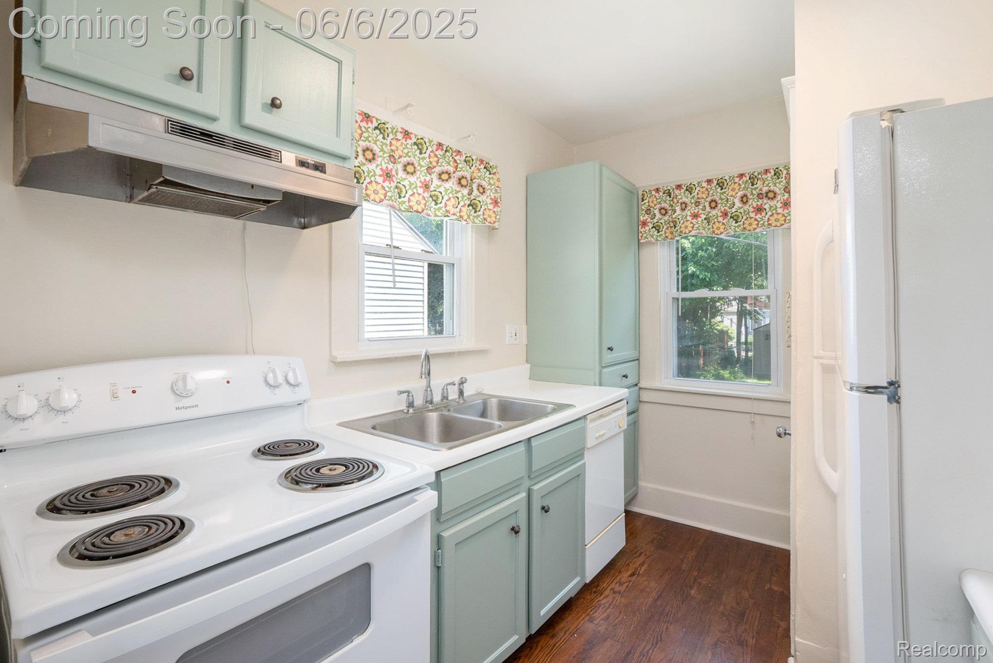 838 Pinecrest Dr Property Photo 7