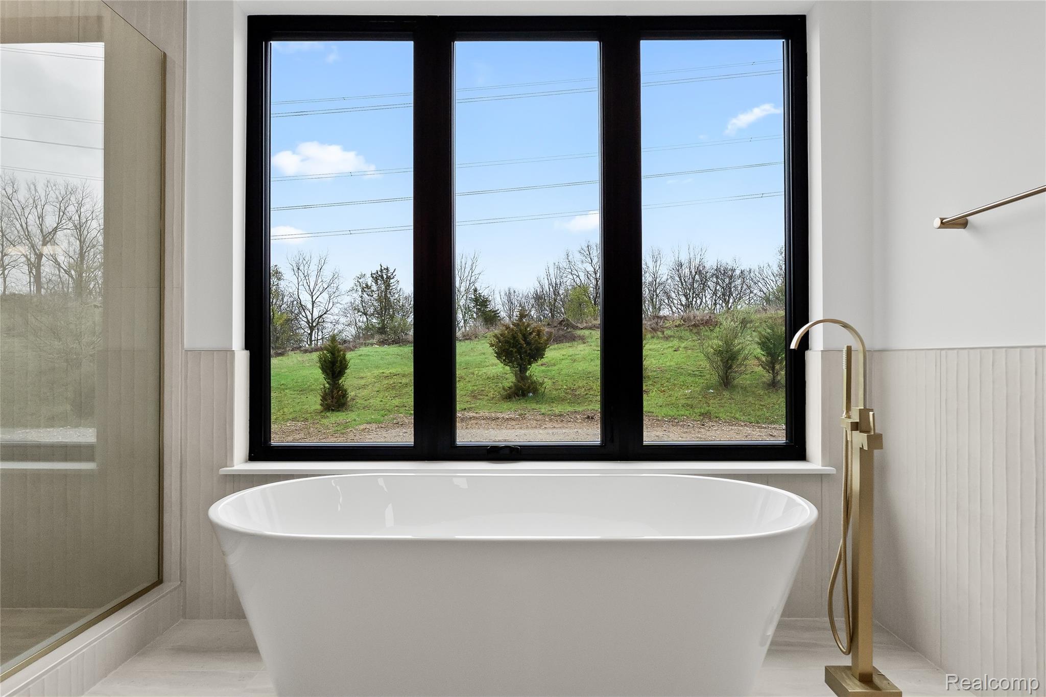 4369 The Heights Boulevard Property Photo 33