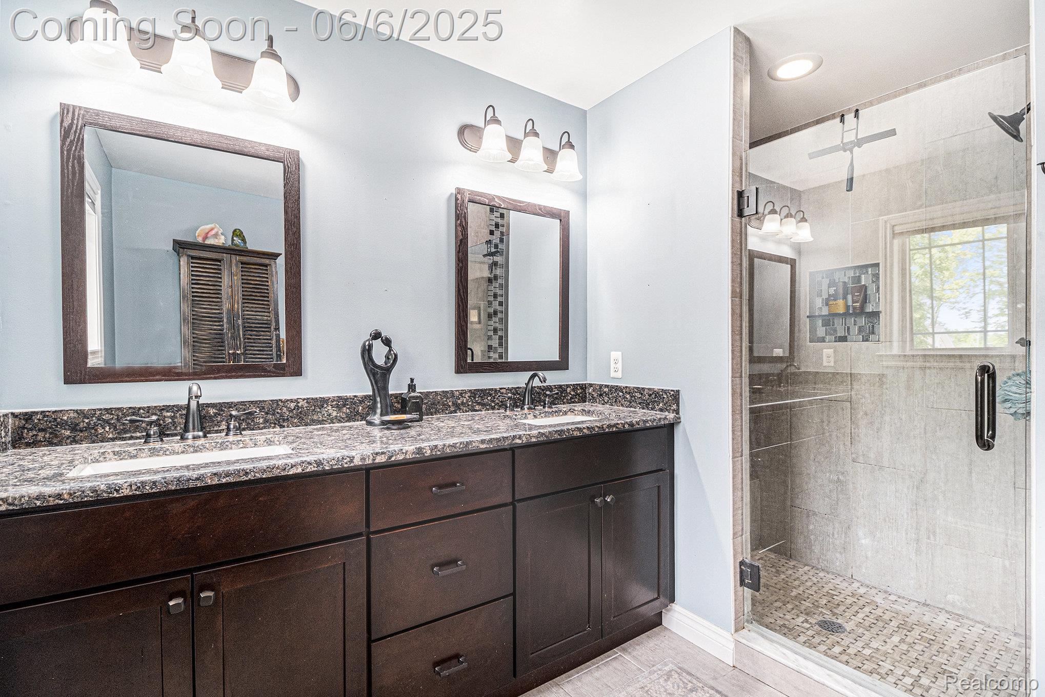 92 Kensington Blvd Property Photo 18