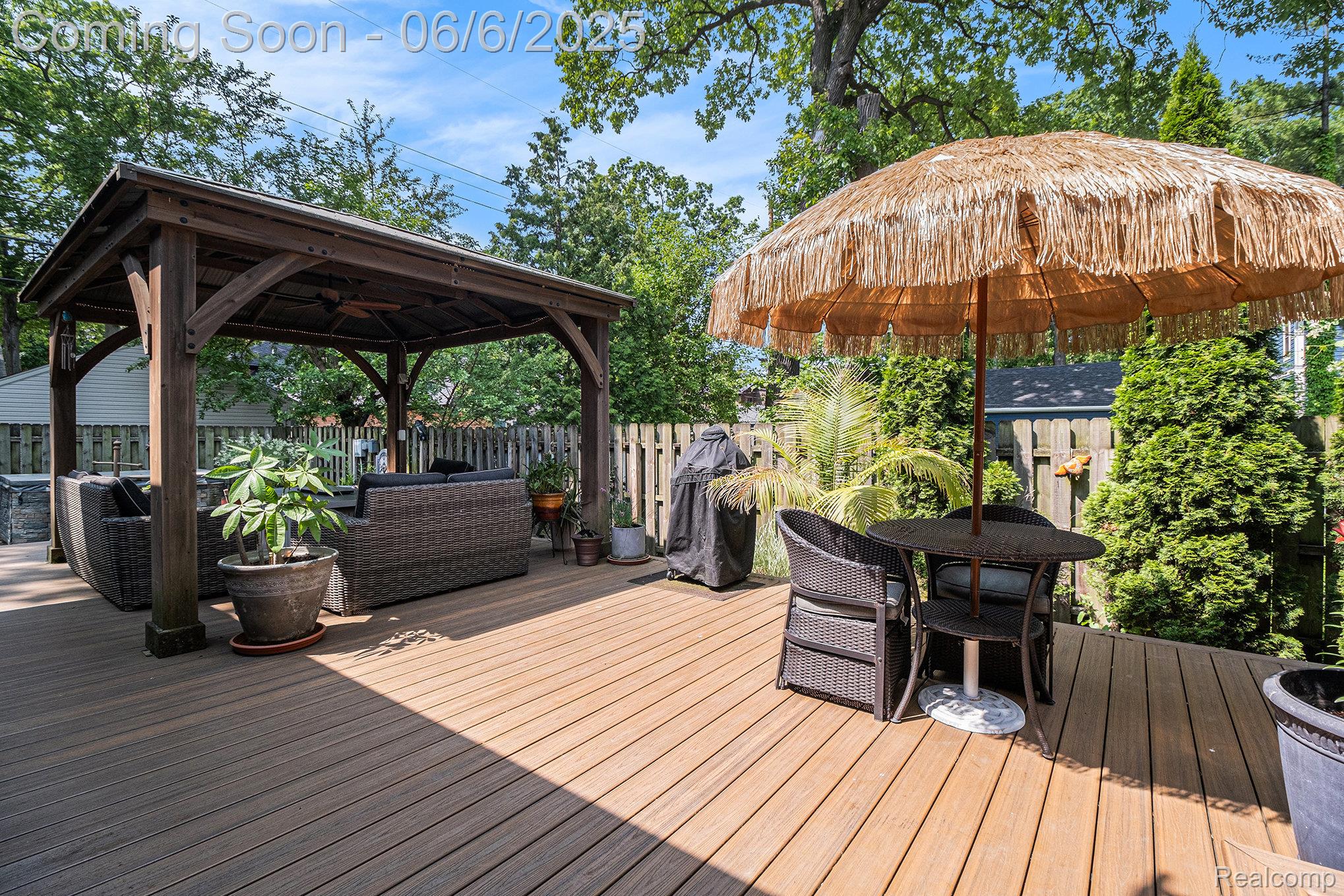 92 Kensington Blvd Property Photo 31