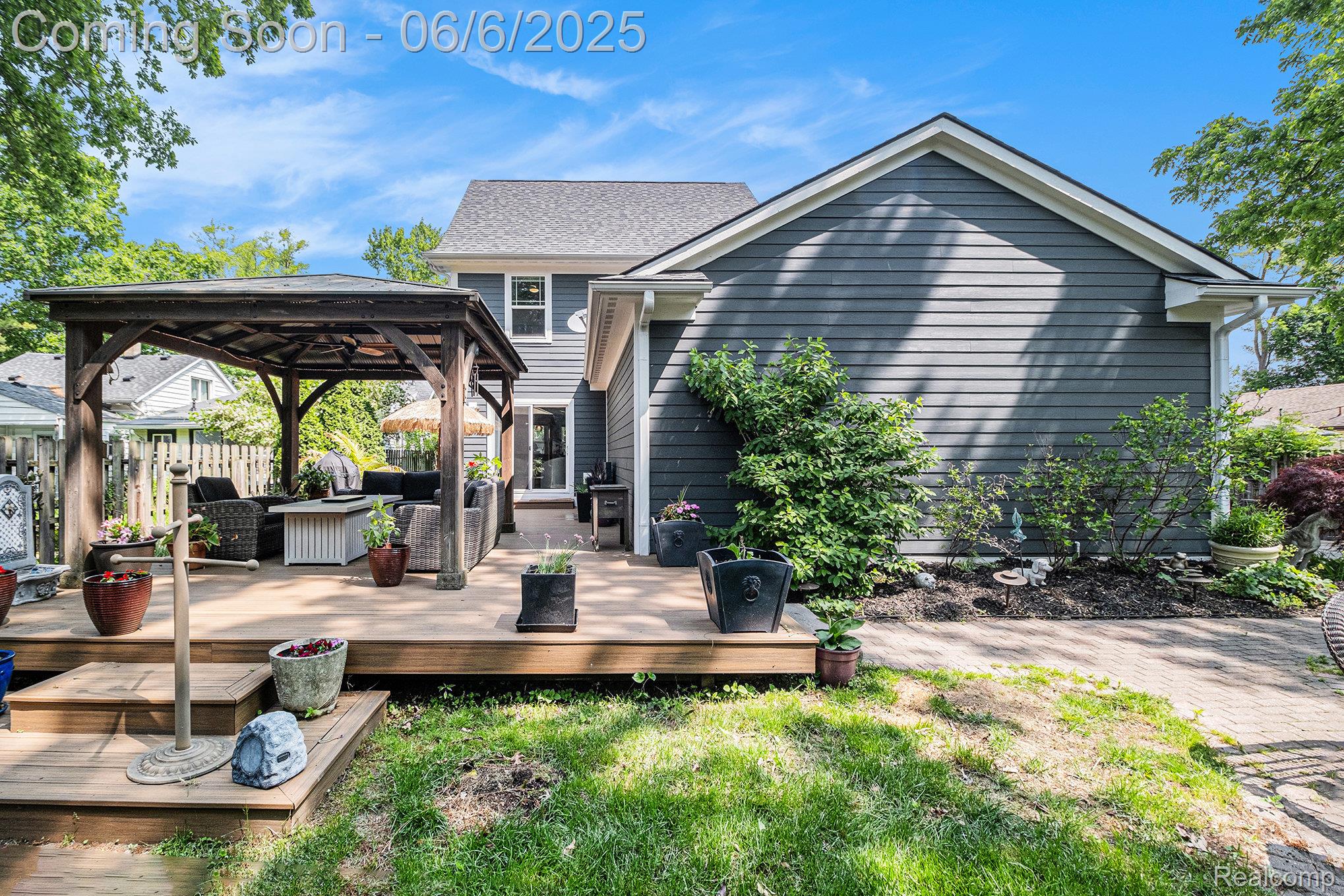 92 Kensington Blvd Property Photo 33