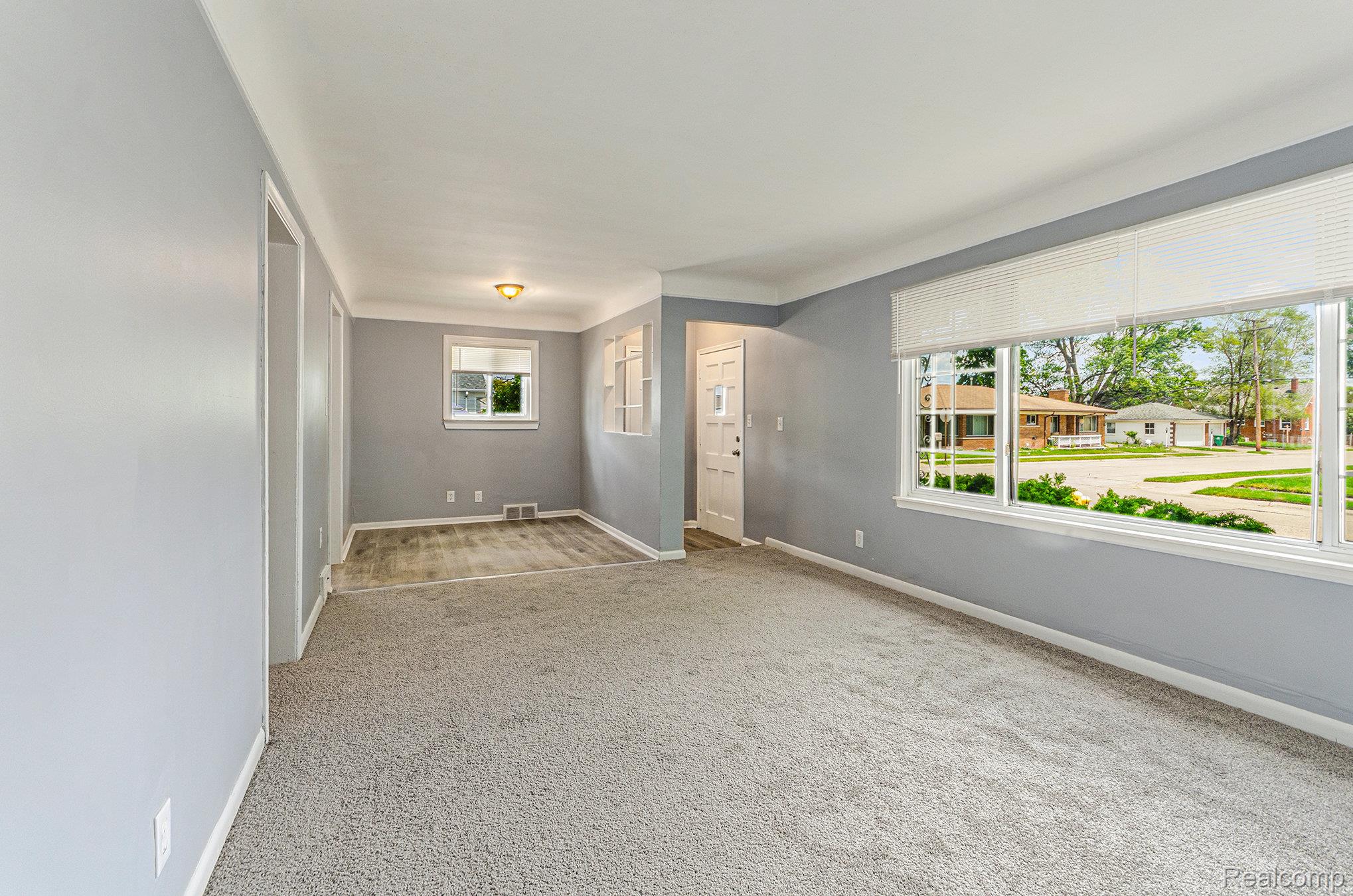 24309 Tuscany Ave Property Photo 9
